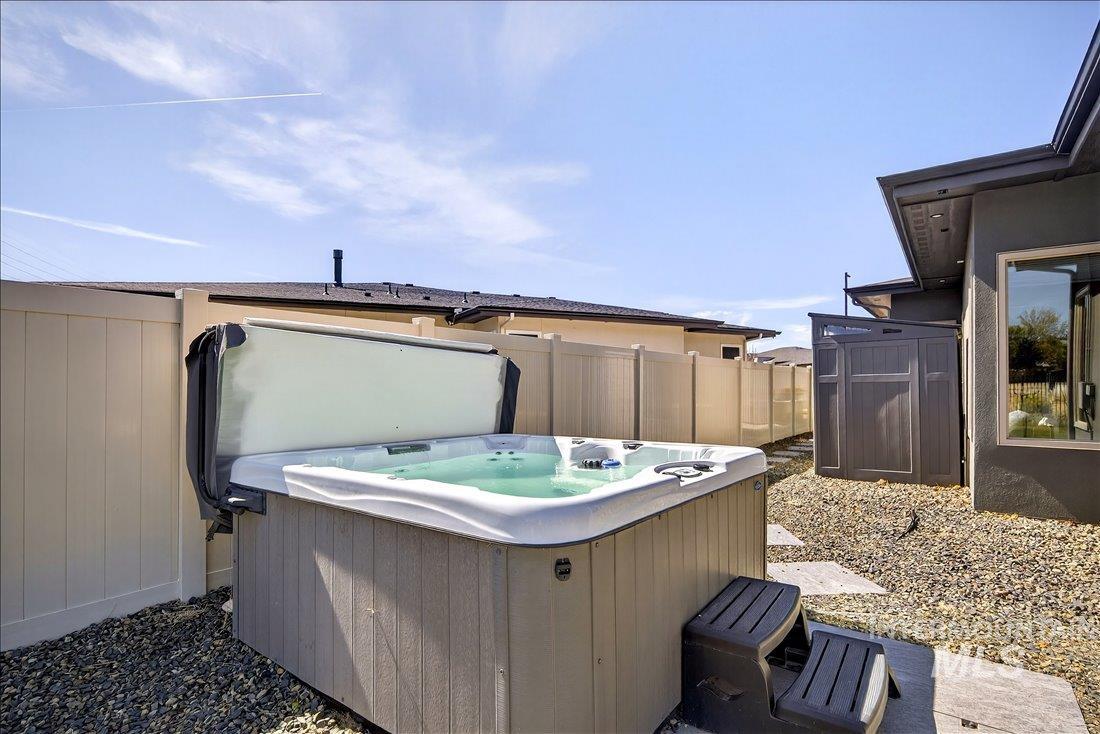 4718 E Goldstone Dr, Meridian, Idaho 83642, 4 Bedrooms, 2.5 Bathrooms, Residential For Sale, Price $989,000, 98981340