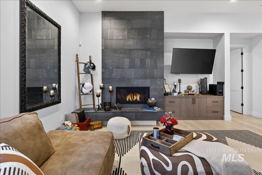 4718 E Goldstone Dr, Meridian, Idaho 83642, 4 Bedrooms, 2.5 Bathrooms, Residential For Sale, Price $989,000, 98981340