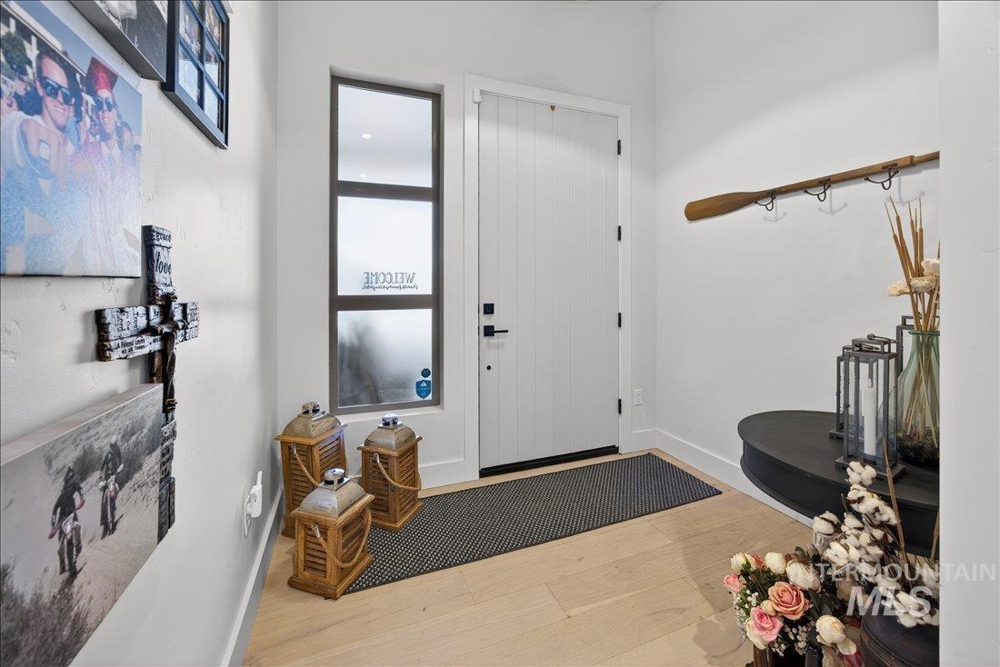 4718 E Goldstone Dr, Meridian, Idaho 83642, 4 Bedrooms, 2.5 Bathrooms, Residential For Sale, Price $989,000, 98981340