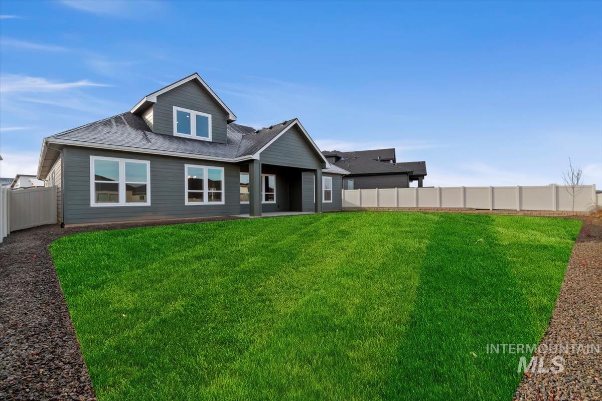 232 S Fusion Ave, Kuna, Idaho 83634, 5 Bedrooms, 3.5 Bathrooms, Residential For Sale, Price $799,880, 98981341