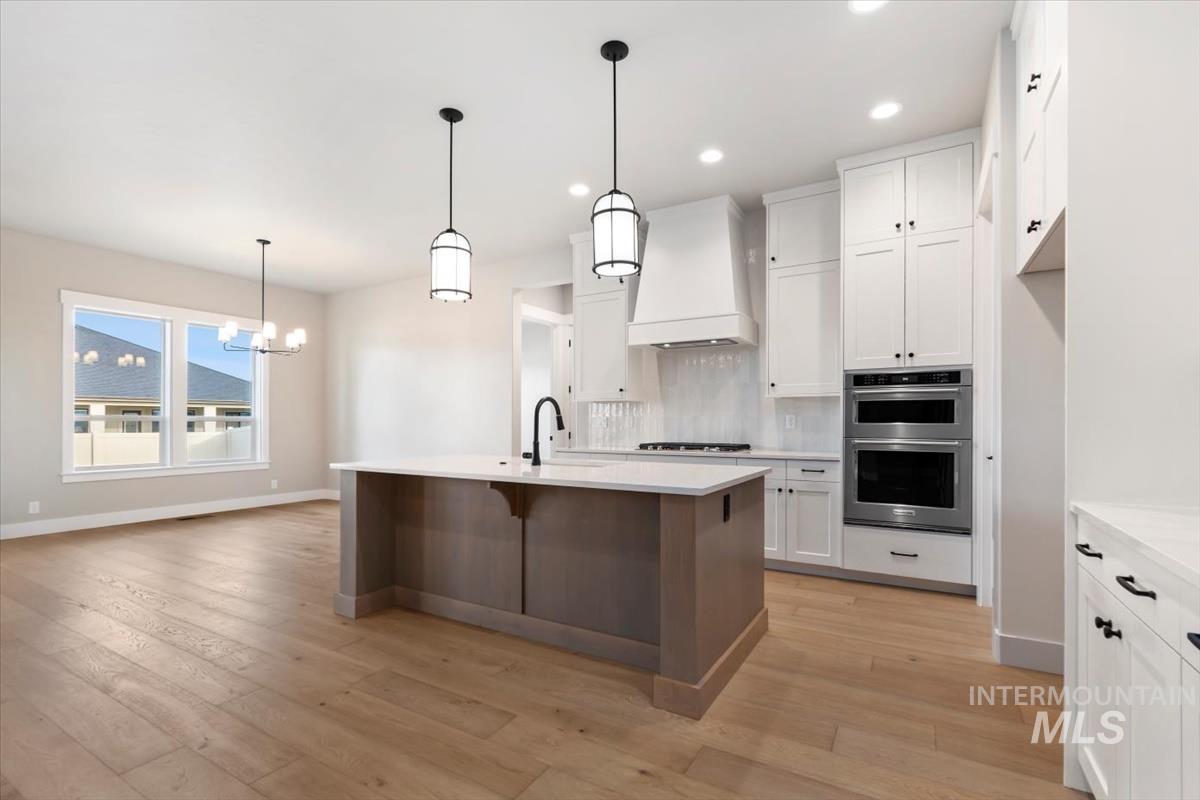 232 S Fusion Ave, Kuna, Idaho 83634, 5 Bedrooms, 3.5 Bathrooms, Residential For Sale, Price $799,880, 98981341