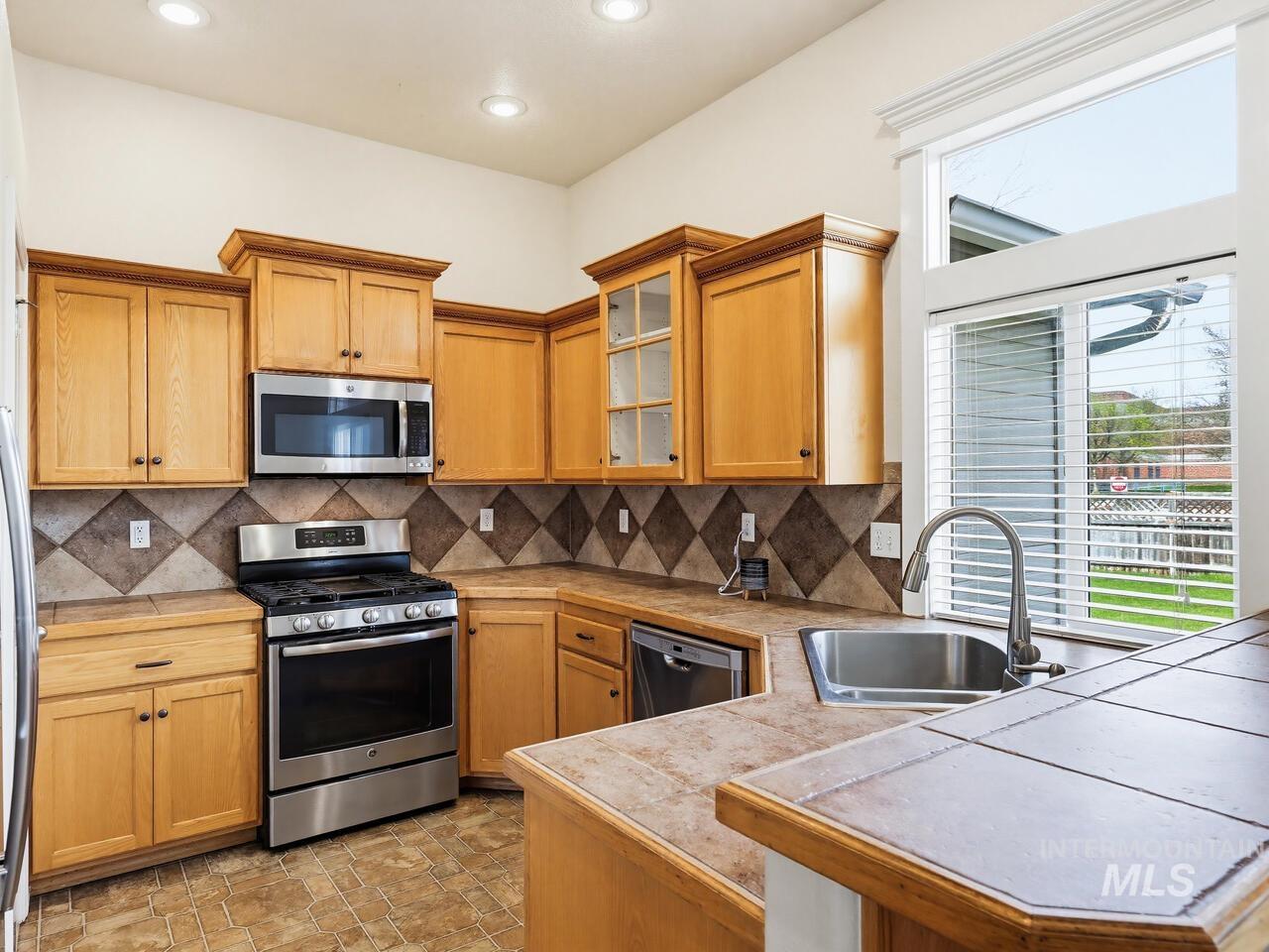 4226 E Arborvitae Ct, Boise, Idaho 83716, 3 Bedrooms, 2 Bathrooms, Residential For Sale, Price $554,900, 98981342