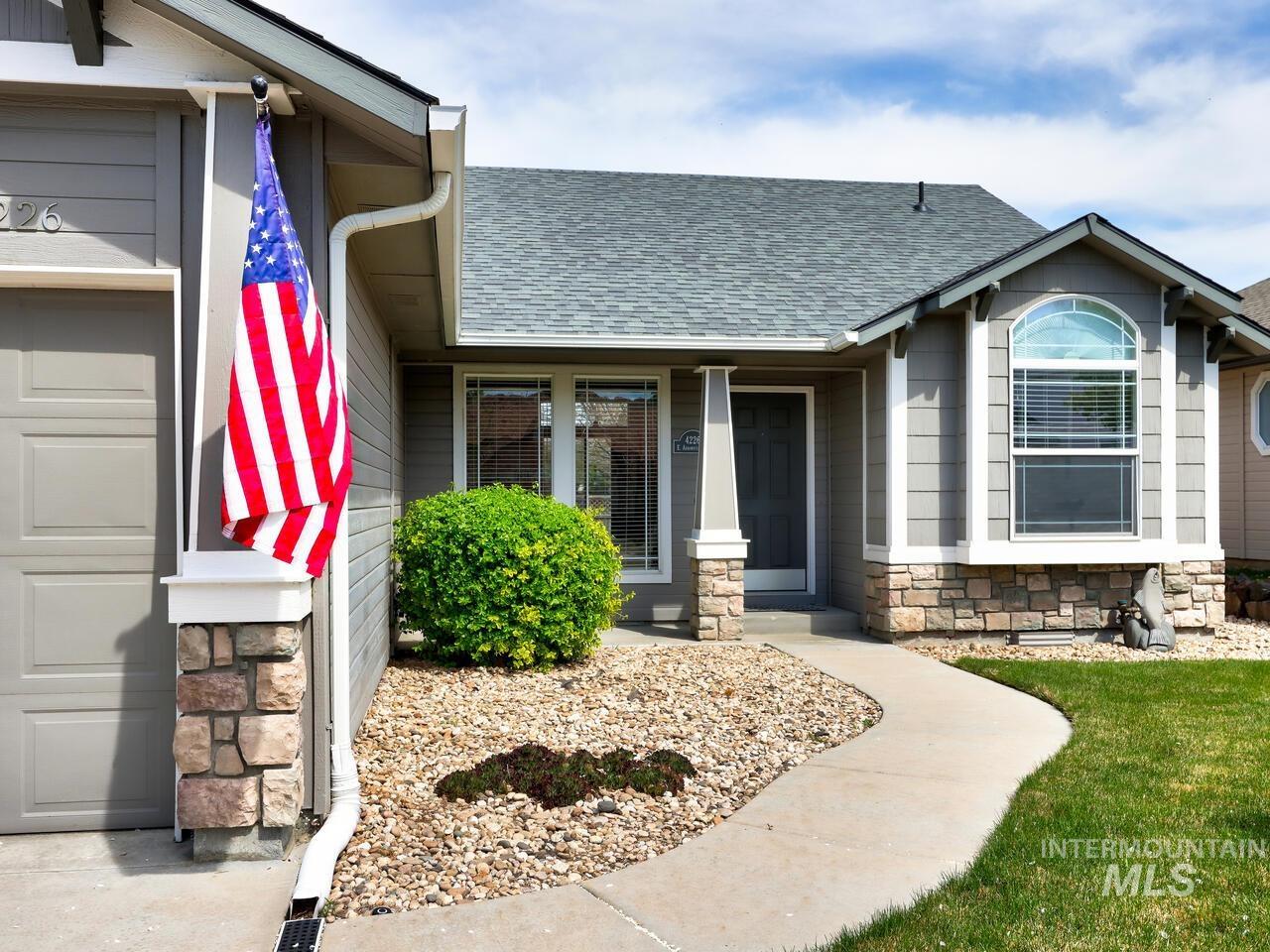 4226 E Arborvitae Ct, Boise, Idaho 83716, 3 Bedrooms, 2 Bathrooms, Residential For Sale, Price $554,900, 98981342