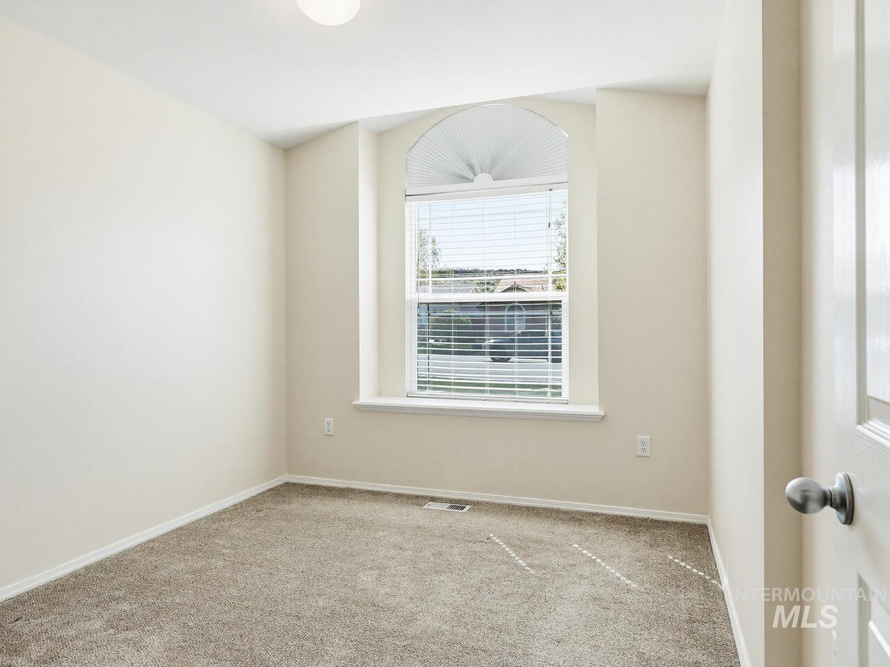 4226 E Arborvitae Ct, Boise, Idaho 83716, 3 Bedrooms, 2 Bathrooms, Residential For Sale, Price $554,900, 98981342