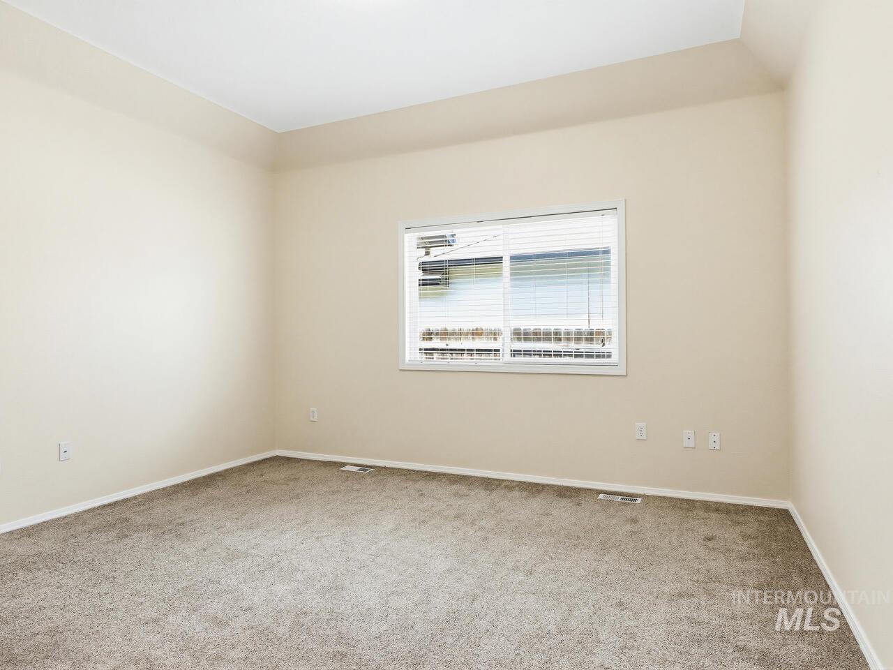 4226 E Arborvitae Ct, Boise, Idaho 83716, 3 Bedrooms, 2 Bathrooms, Residential For Sale, Price $554,900, 98981342