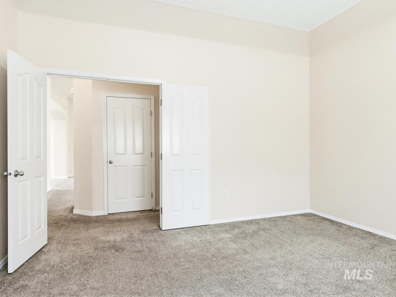 4226 E Arborvitae Ct, Boise, Idaho 83716, 3 Bedrooms, 2 Bathrooms, Residential For Sale, Price $554,900, 98981342