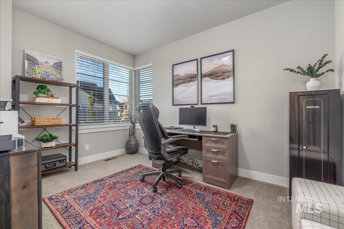 10247 Silversun St, Nampa, Idaho 83687, 4 Bedrooms, 2.5 Bathrooms, Residential For Sale, Price $549,900, 98981343