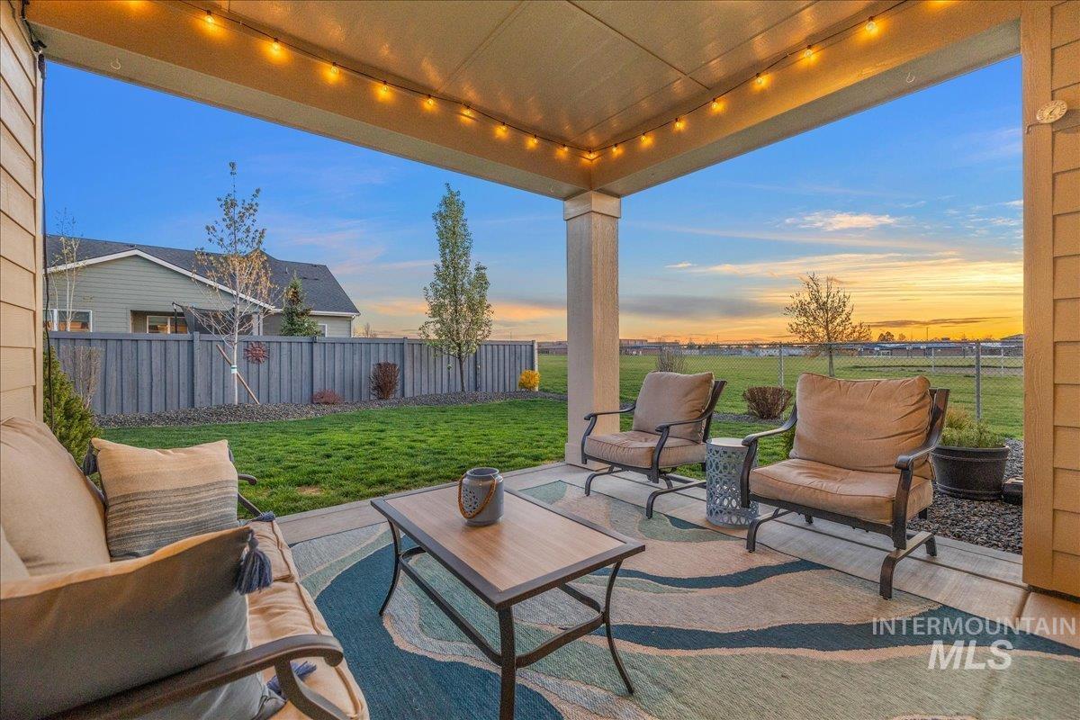 10247 Silversun St, Nampa, Idaho 83687, 4 Bedrooms, 2.5 Bathrooms, Residential For Sale, Price $549,900, 98981343