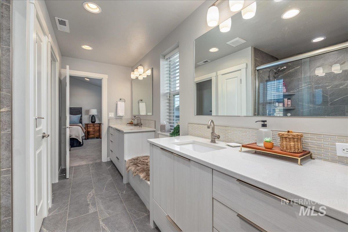 10247 Silversun St, Nampa, Idaho 83687, 4 Bedrooms, 2.5 Bathrooms, Residential For Sale, Price $549,900, 98981343