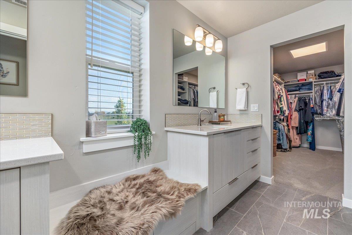 10247 Silversun St, Nampa, Idaho 83687, 4 Bedrooms, 2.5 Bathrooms, Residential For Sale, Price $549,900, 98981343