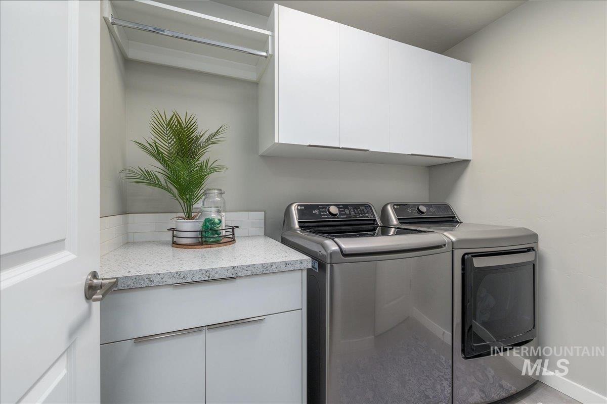 10247 Silversun St, Nampa, Idaho 83687, 4 Bedrooms, 2.5 Bathrooms, Residential For Sale, Price $549,900, 98981343