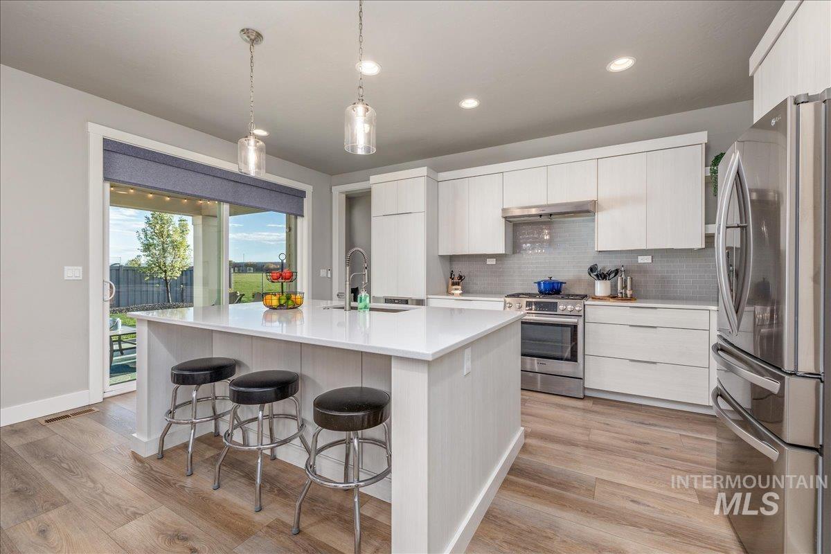 10247 Silversun St, Nampa, Idaho 83687, 4 Bedrooms, 2.5 Bathrooms, Residential For Sale, Price $549,900, 98981343