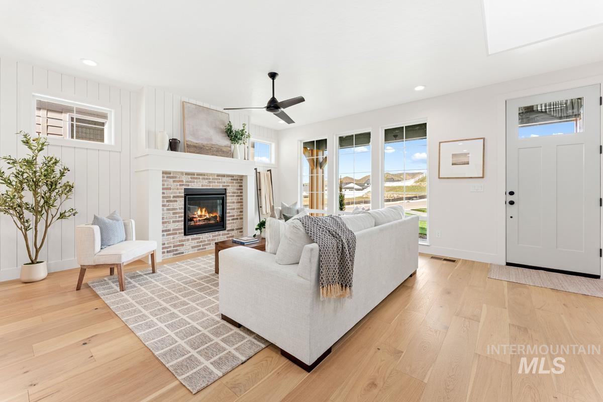 13374 N Spring Creek Way, Boise, Idaho 83714, 5 Bedrooms, 3.5 Bathrooms, Residential Income For Sale, Price $913,537, 98981345