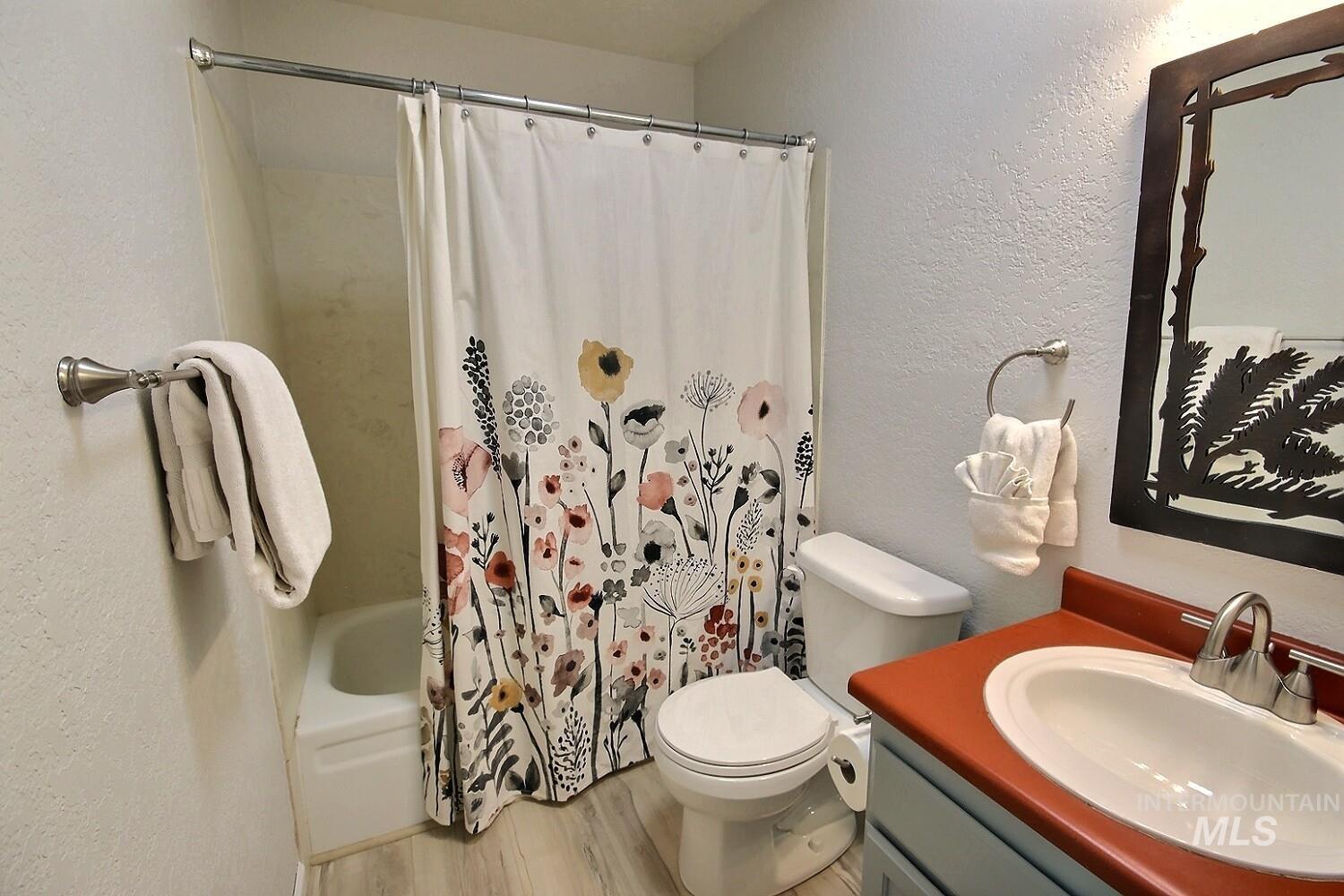 1640 Davis Avenue, McCall, Idaho 83638, 3 Bedrooms, 2 Bathrooms, Residential For Sale, Price $518,500, 98981347