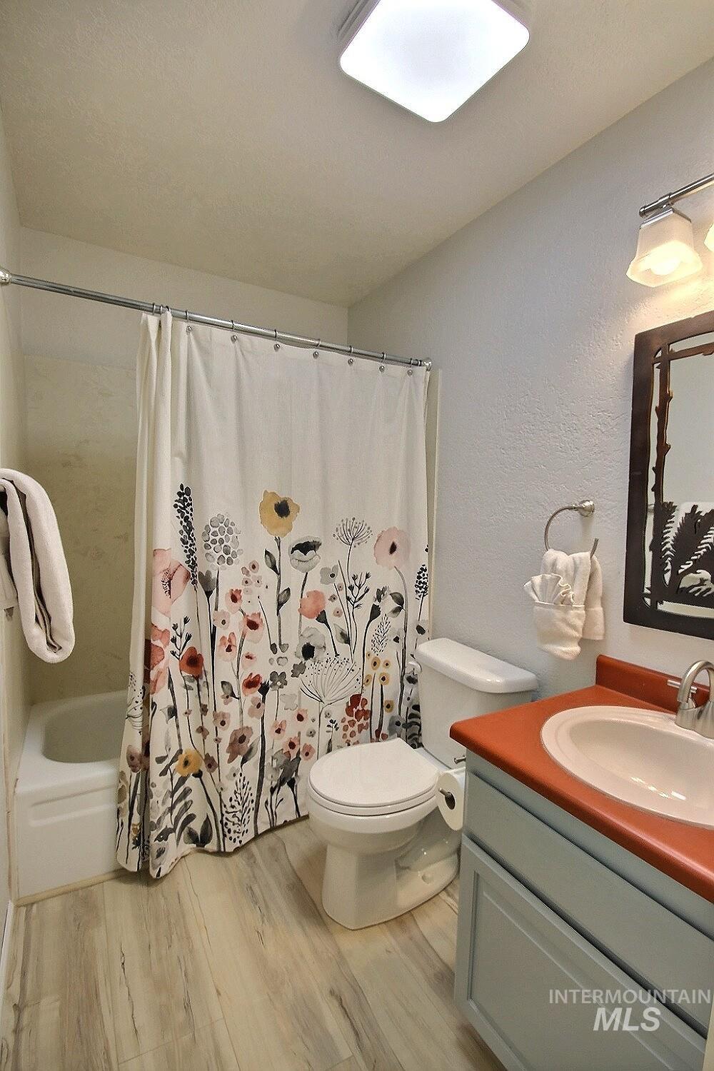 1640 Davis Avenue, McCall, Idaho 83638, 3 Bedrooms, 2 Bathrooms, Residential For Sale, Price $518,500, 98981347