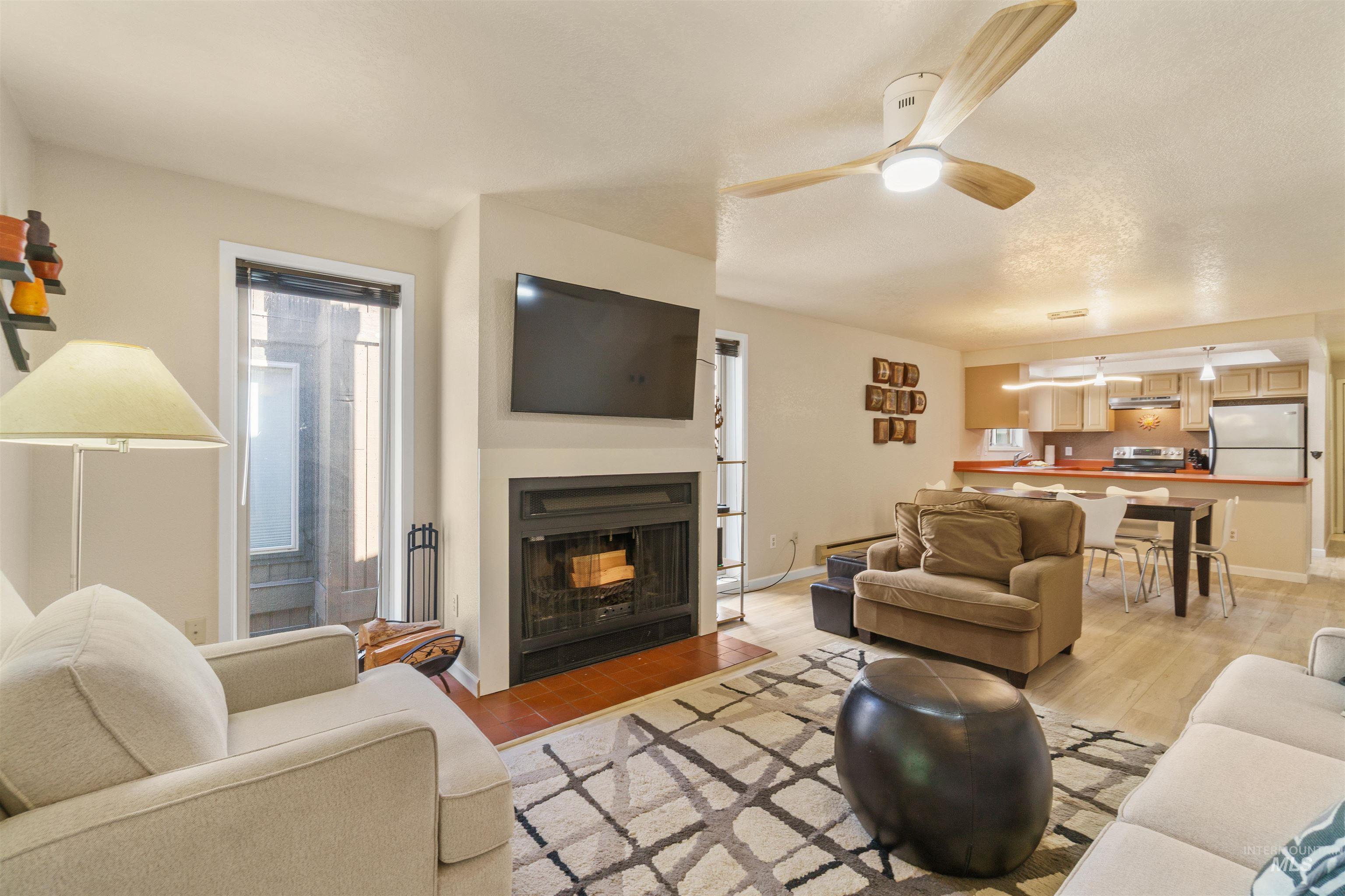1640 Davis Avenue, McCall, Idaho 83638, 3 Bedrooms, 2 Bathrooms, Residential For Sale, Price $498,500, 98981347