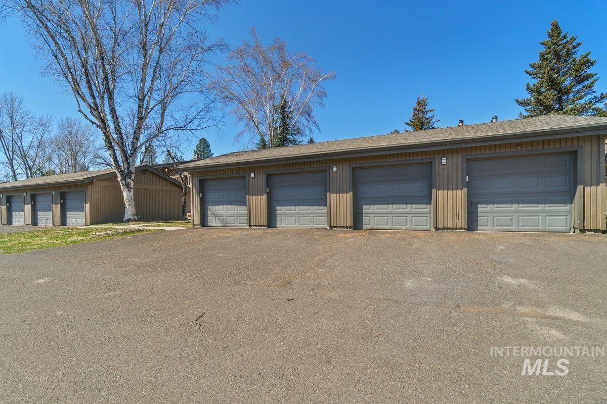 1640 Davis Avenue, McCall, Idaho 83638, 3 Bedrooms, 2 Bathrooms, Residential For Sale, Price $498,500, 98981347