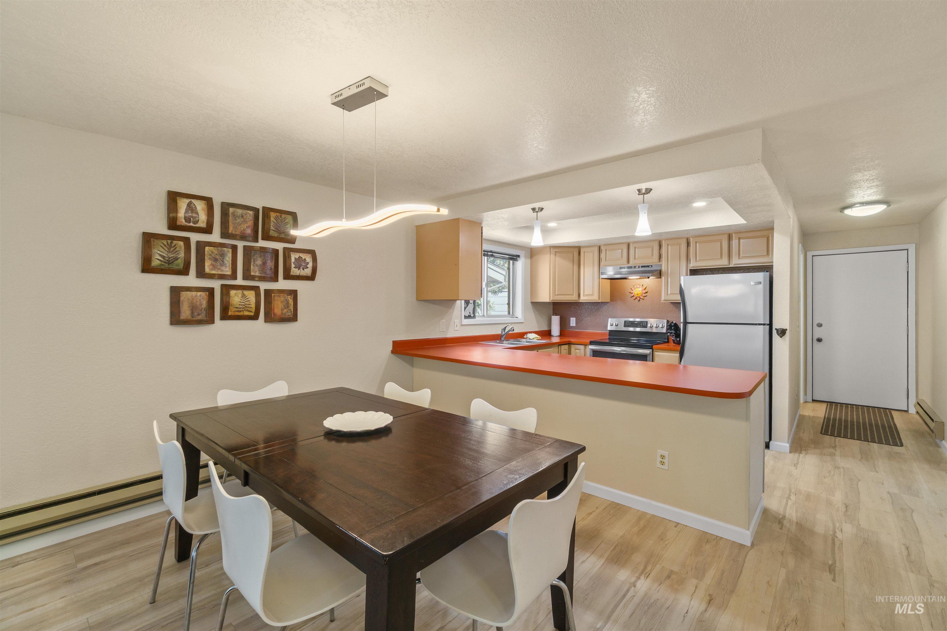 1640 Davis Avenue, McCall, Idaho 83638, 3 Bedrooms, 2 Bathrooms, Residential For Sale, Price $498,500, 98981347