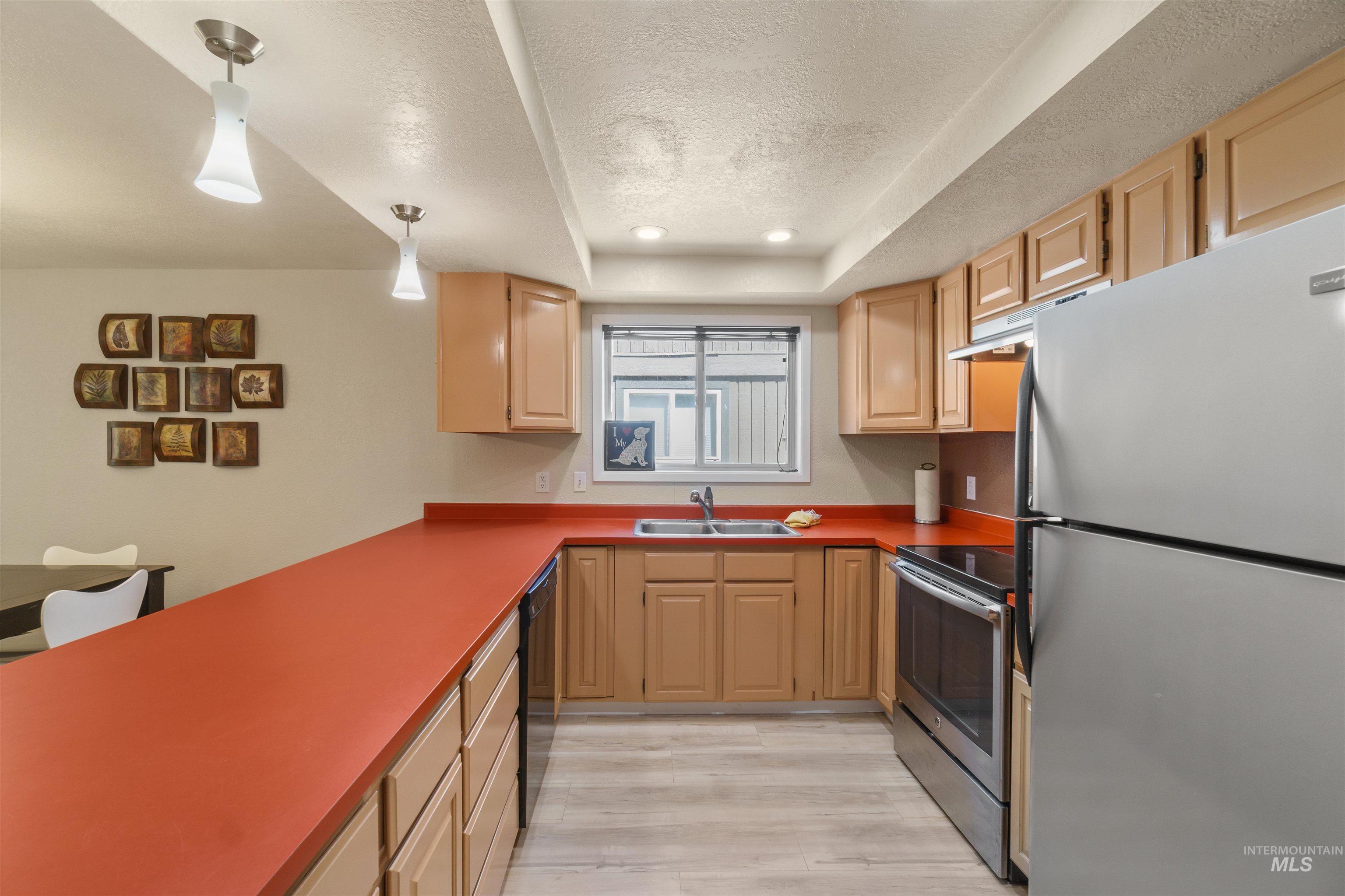 1640 Davis Avenue, McCall, Idaho 83638, 3 Bedrooms, 2 Bathrooms, Residential For Sale, Price $498,500, 98981347