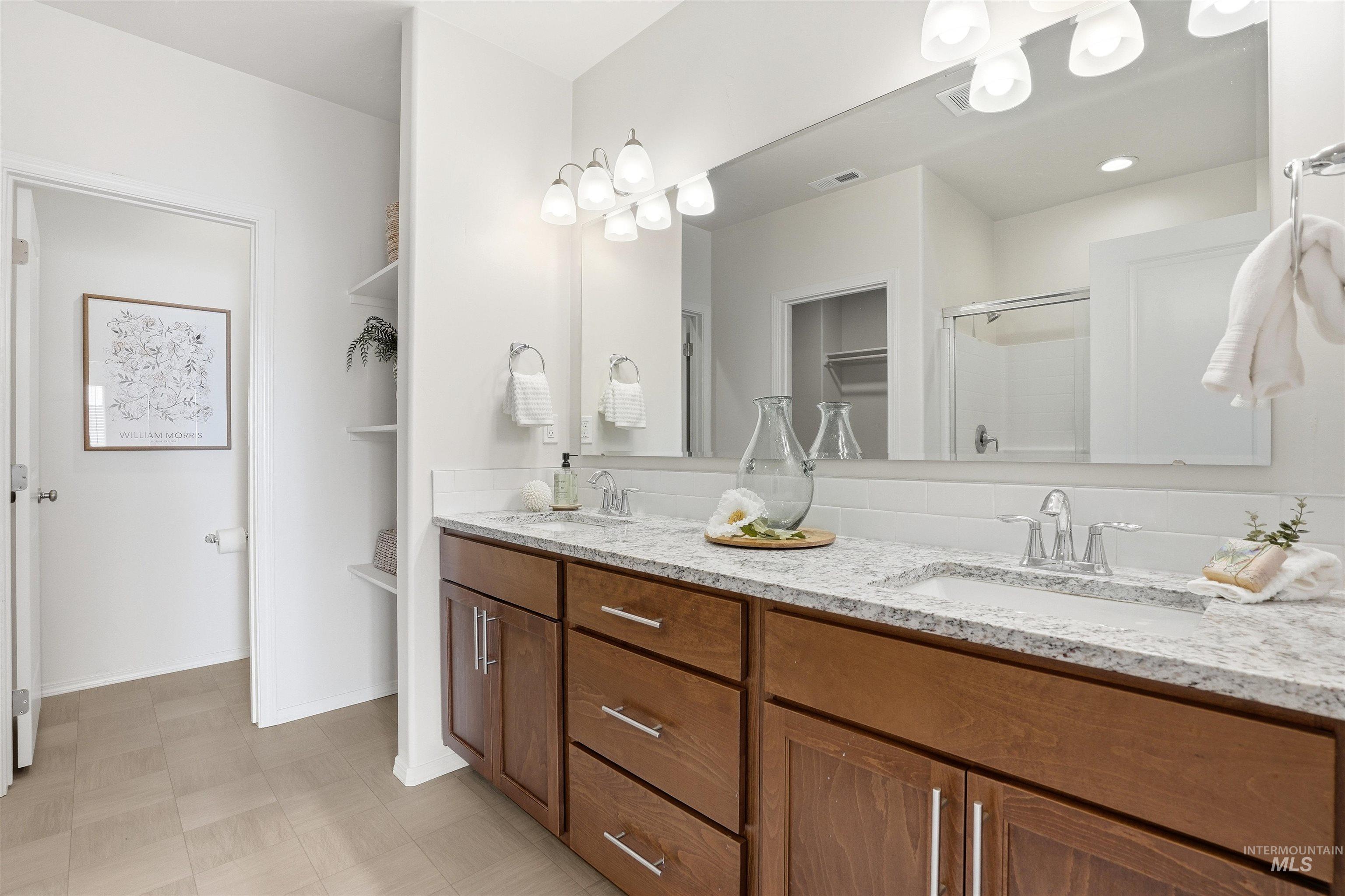 12583 S Farrara Way, Nampa, Idaho 83686, 3 Bedrooms, 2 Bathrooms, Residential For Sale, Price $420,000, 98981350