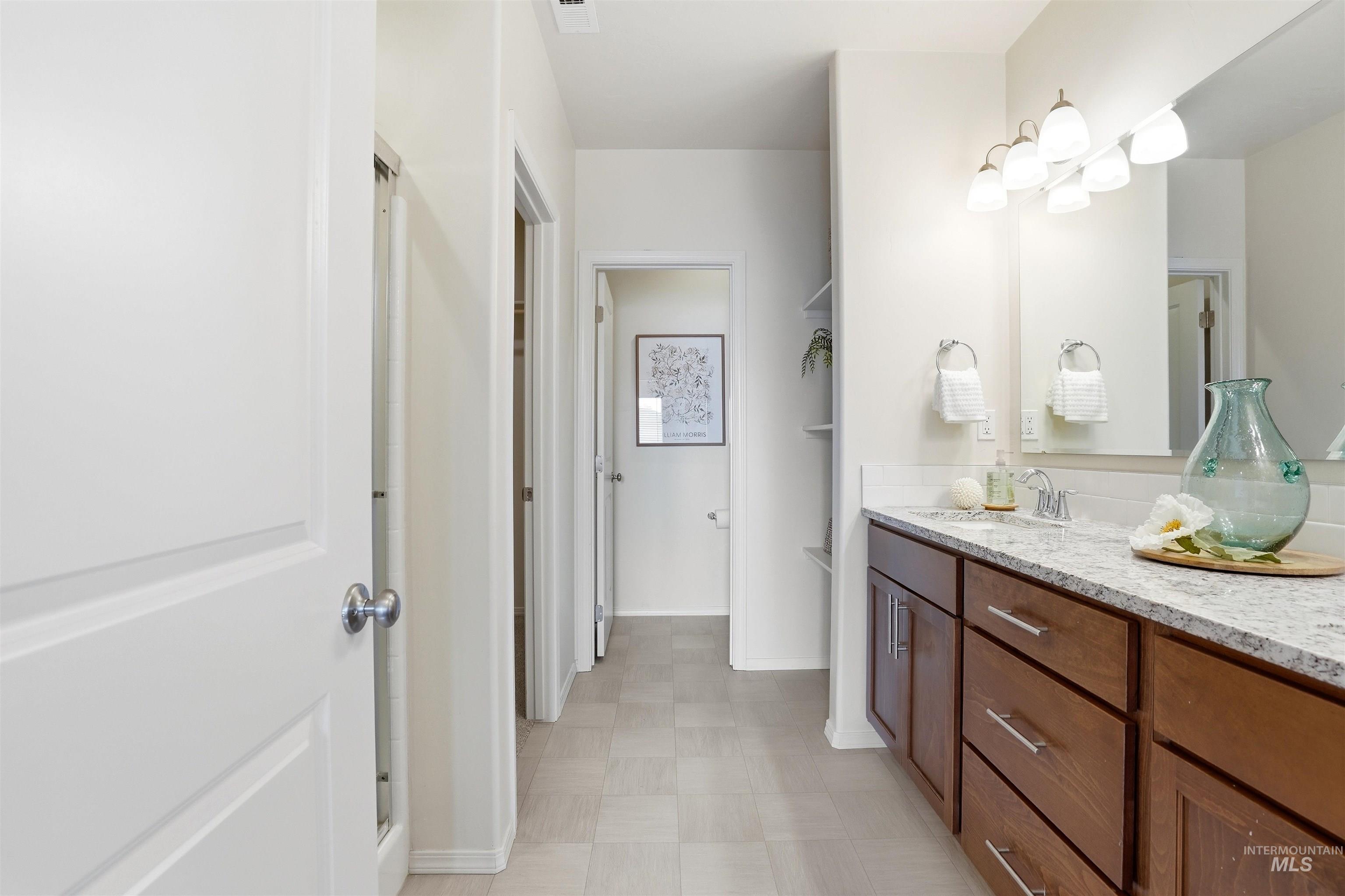 12583 S Farrara Way, Nampa, Idaho 83686, 3 Bedrooms, 2 Bathrooms, Residential For Sale, Price $420,000, 98981350