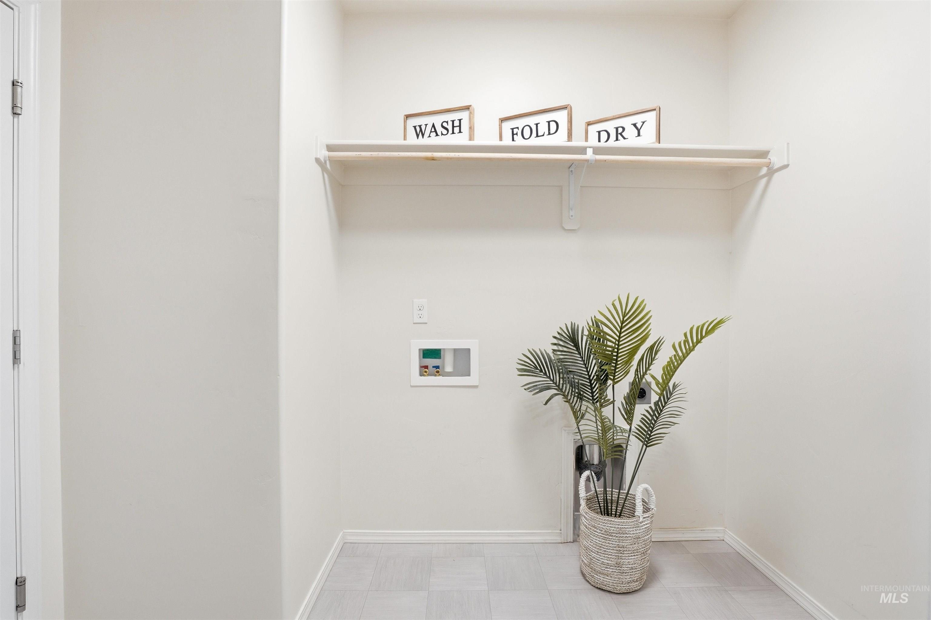 12583 S Farrara Way, Nampa, Idaho 83686, 3 Bedrooms, 2 Bathrooms, Residential For Sale, Price $420,000, 98981350