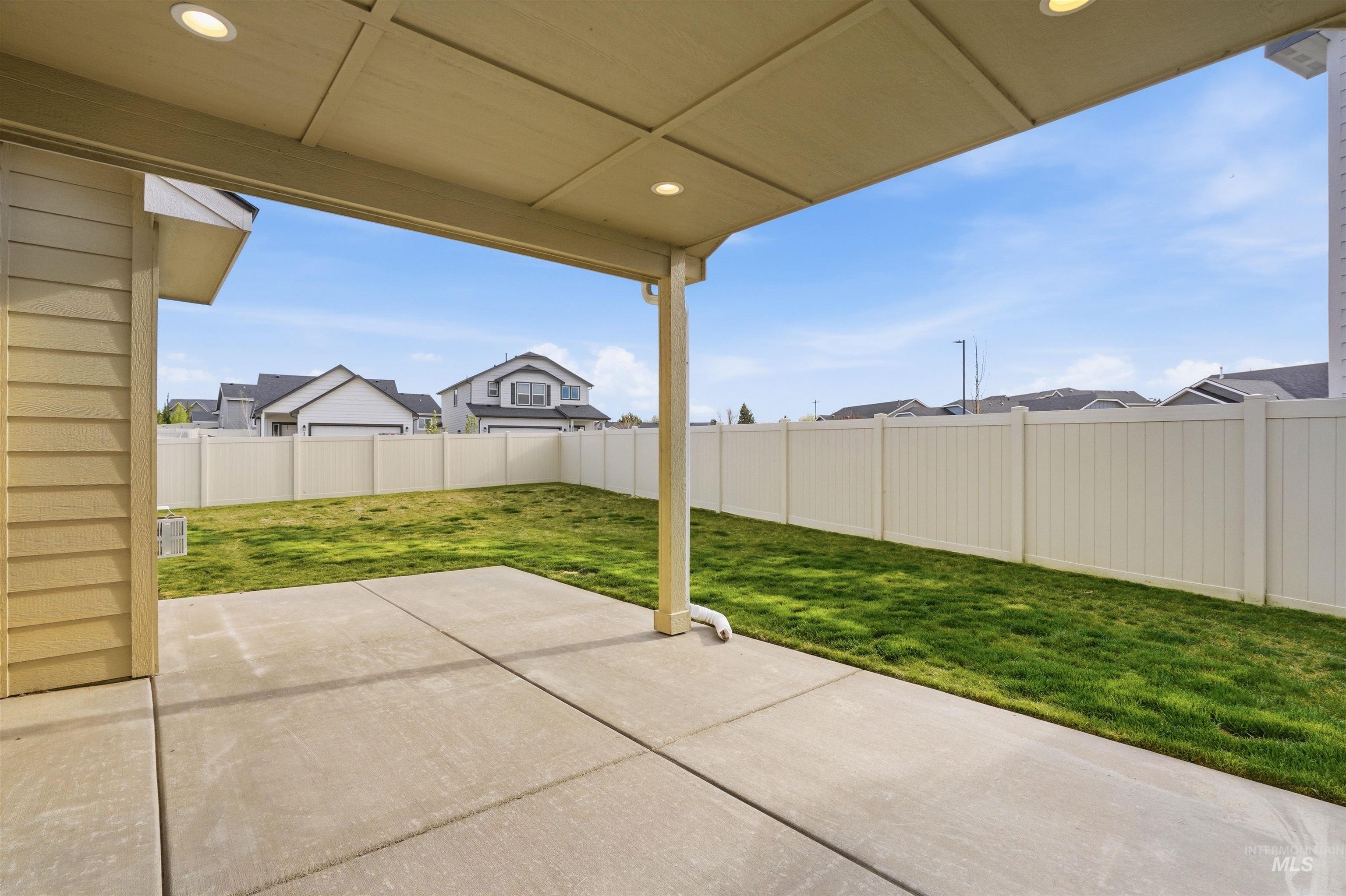 12583 S Farrara Way, Nampa, Idaho 83686, 3 Bedrooms, 2 Bathrooms, Residential For Sale, Price $420,000, 98981350