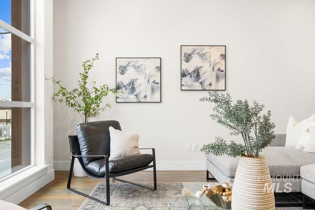 1424 W Front St, Boise, Idaho 83702, 3 Bedrooms, 2 Bathrooms, Residential For Sale, Price $687,000, 98981354