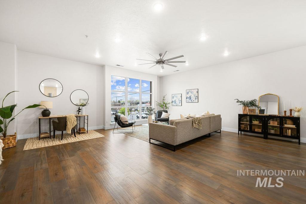 1424 W Front St, Boise, Idaho 83702, 3 Bedrooms, 2 Bathrooms, Residential For Sale, Price $687,000, 98981354