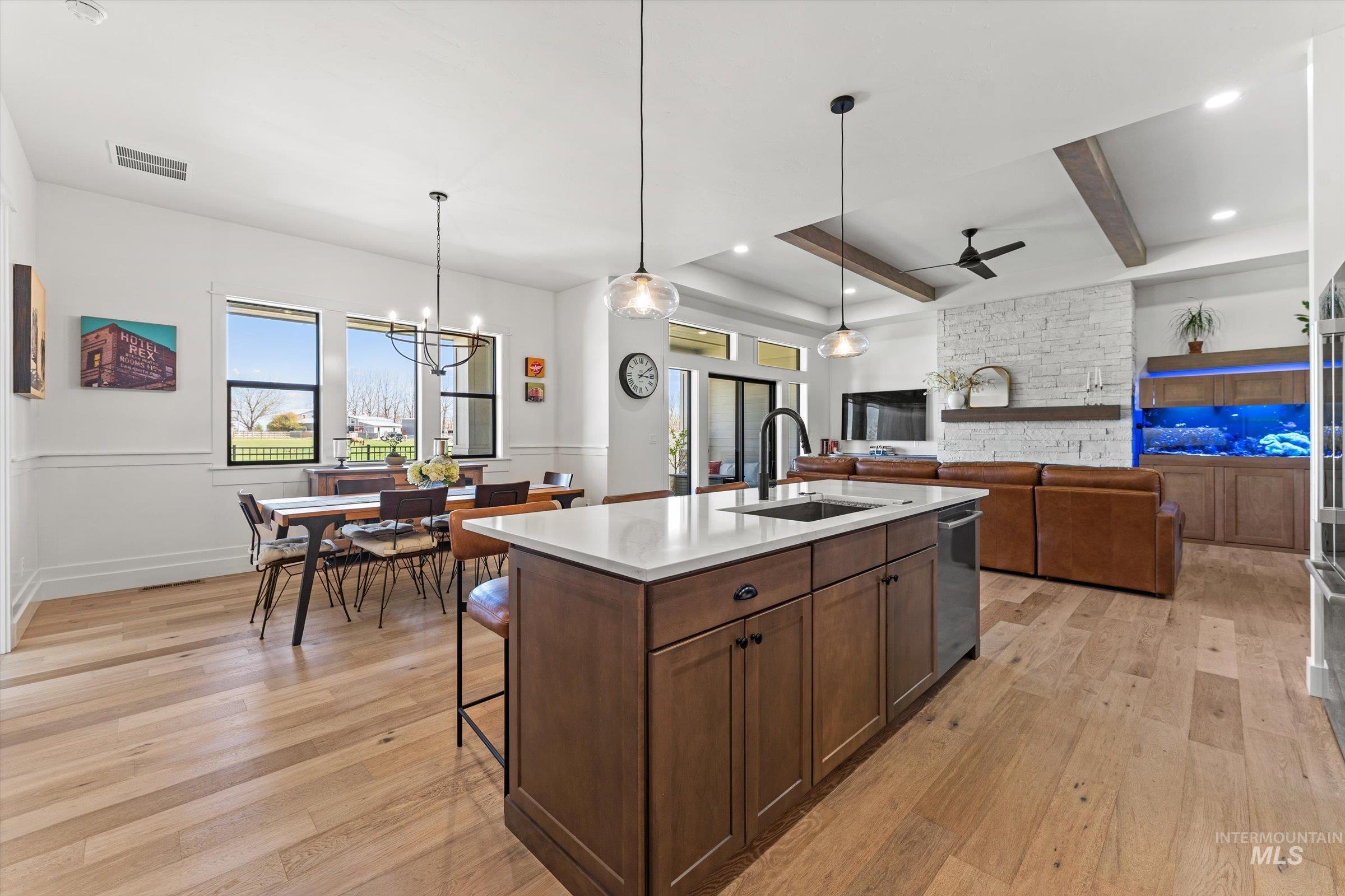 2958 N Sun City Ave, Star, Idaho 83669, 4 Bedrooms, 2.5 Bathrooms, Residential For Sale, Price $699,000, 98981355