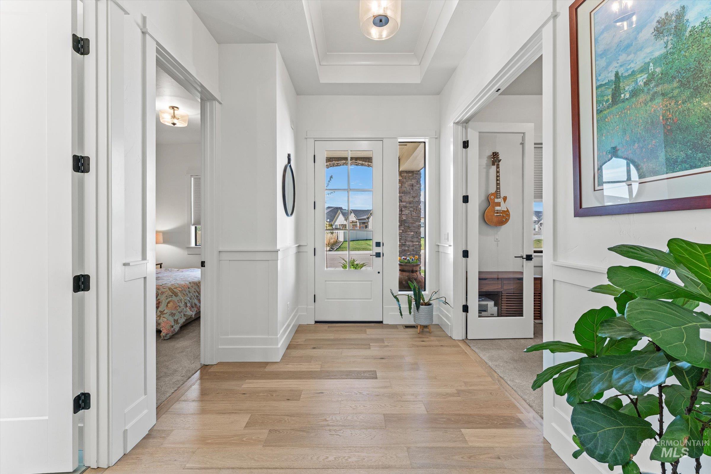 2958 N Sun City Ave, Star, Idaho 83669, 4 Bedrooms, 2.5 Bathrooms, Residential For Sale, Price $699,000, 98981355