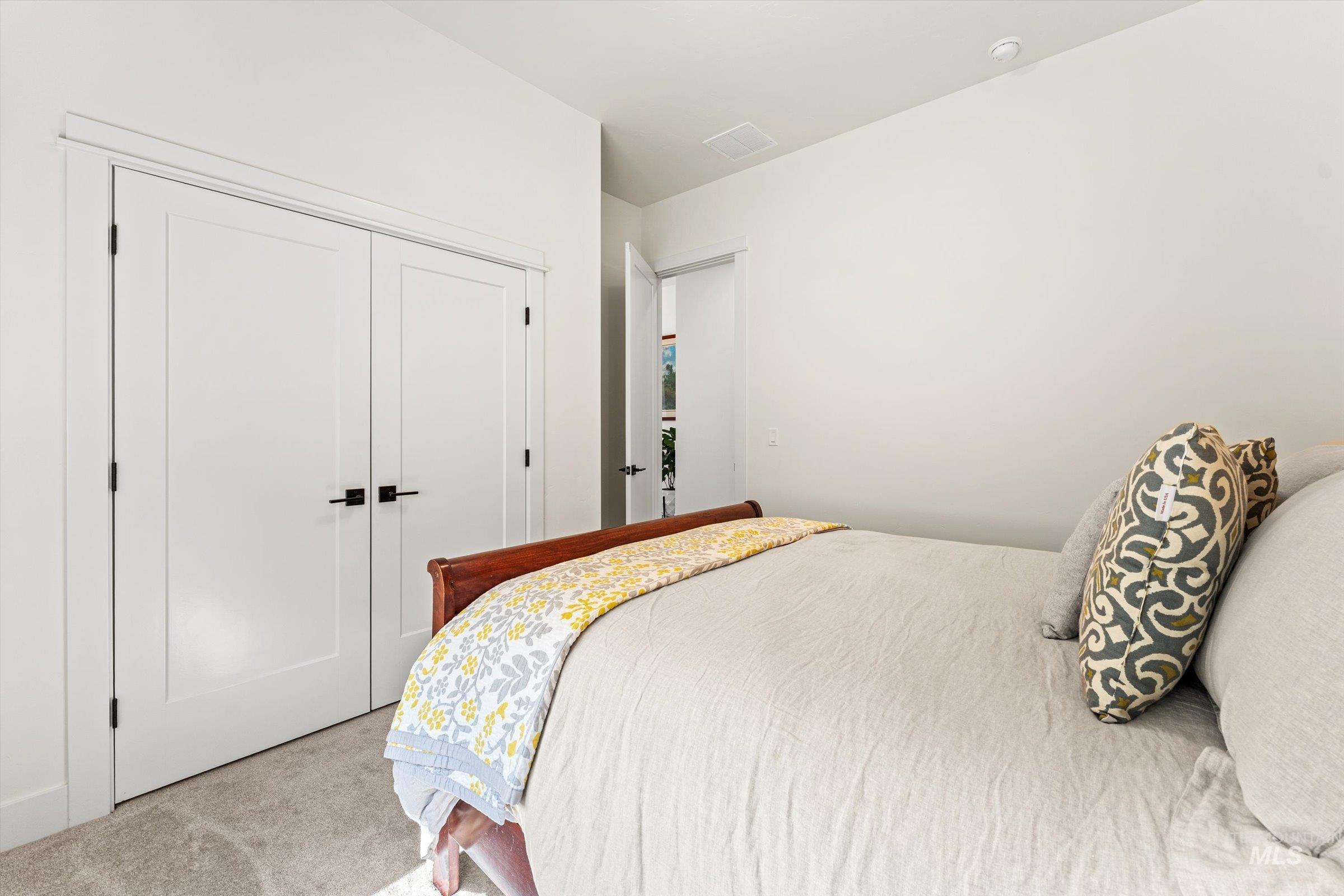 2958 N Sun City Ave, Star, Idaho 83669, 4 Bedrooms, 2.5 Bathrooms, Residential For Sale, Price $699,000, 98981355