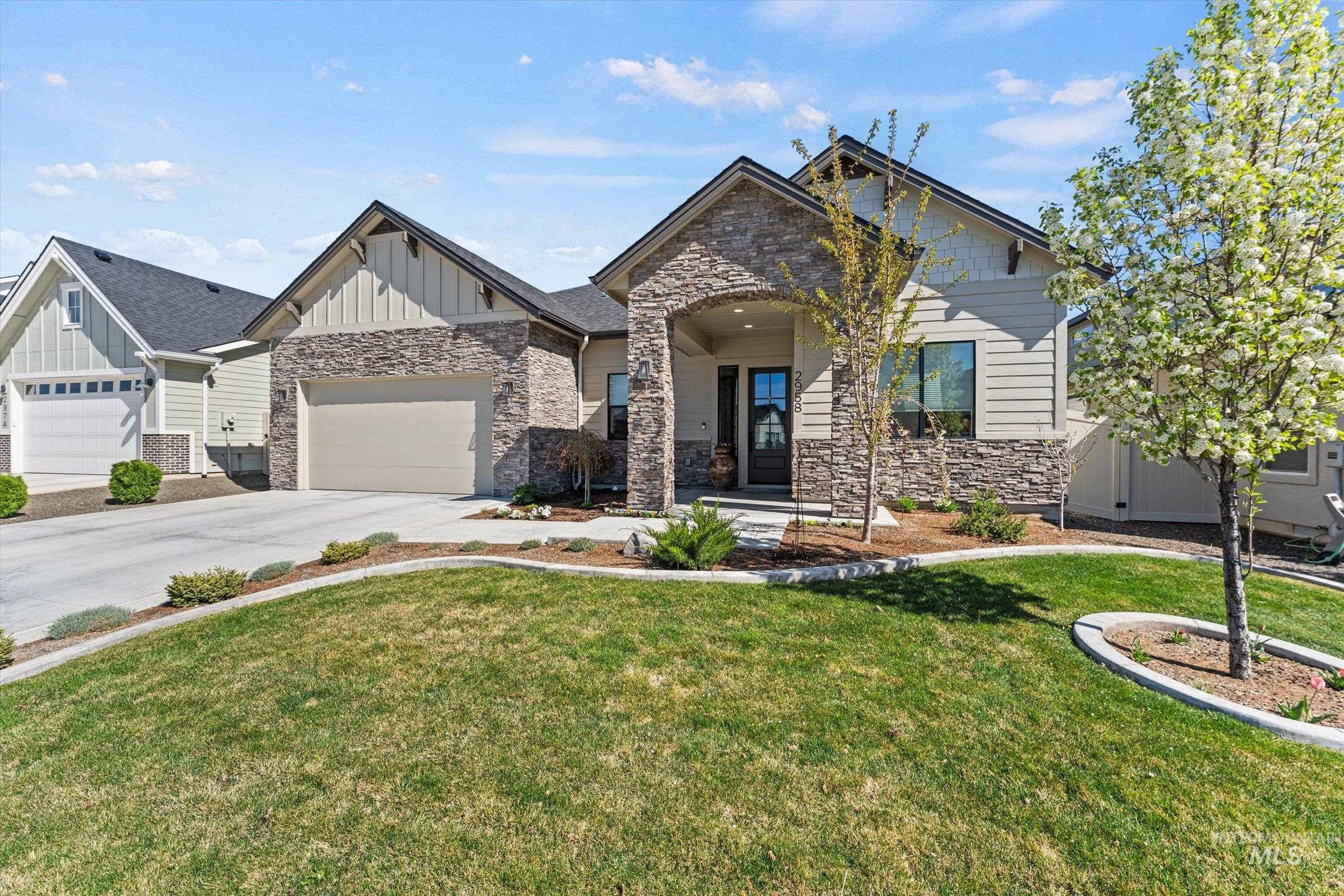 2958 N Sun City Ave, Star, Idaho 83669, 4 Bedrooms, 2.5 Bathrooms, Residential For Sale, Price $699,000, 98981355