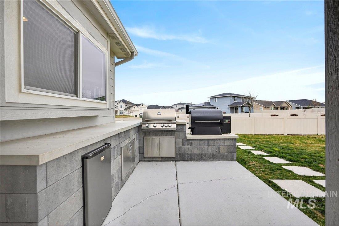 6018 W Milano Drive, Meridian, Idaho 83646, 3 Bedrooms, 2.5 Bathrooms, Residential For Sale, Price $649,900, 98981362