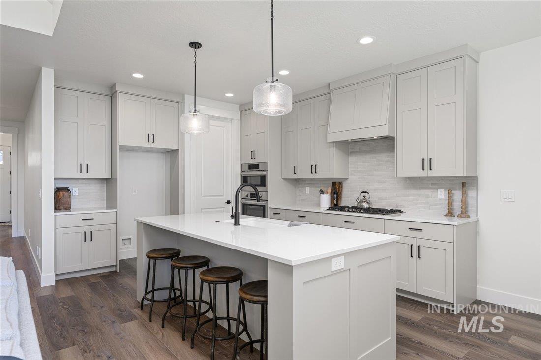 1084 E Escalation St, Meridian, Idaho 83642, 3 Bedrooms, 2.5 Bathrooms, Residential For Sale, Price $629,900,MLS 98981382