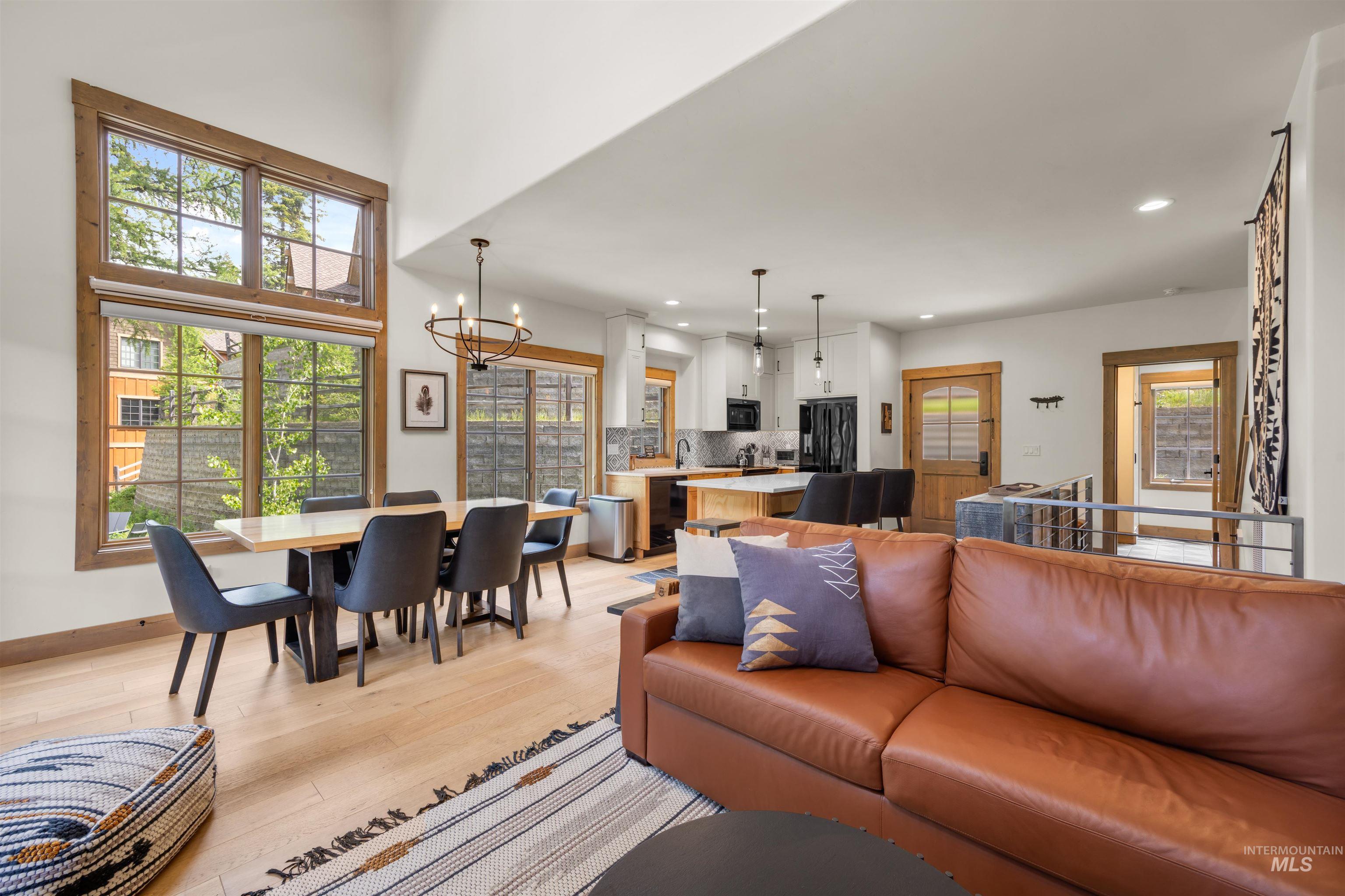 69 Golden Bar Ct., Donnelly, Idaho 83615, 2 Bedrooms, 3 Bathrooms, Residential For Sale, Price $1,350,000, 98981387