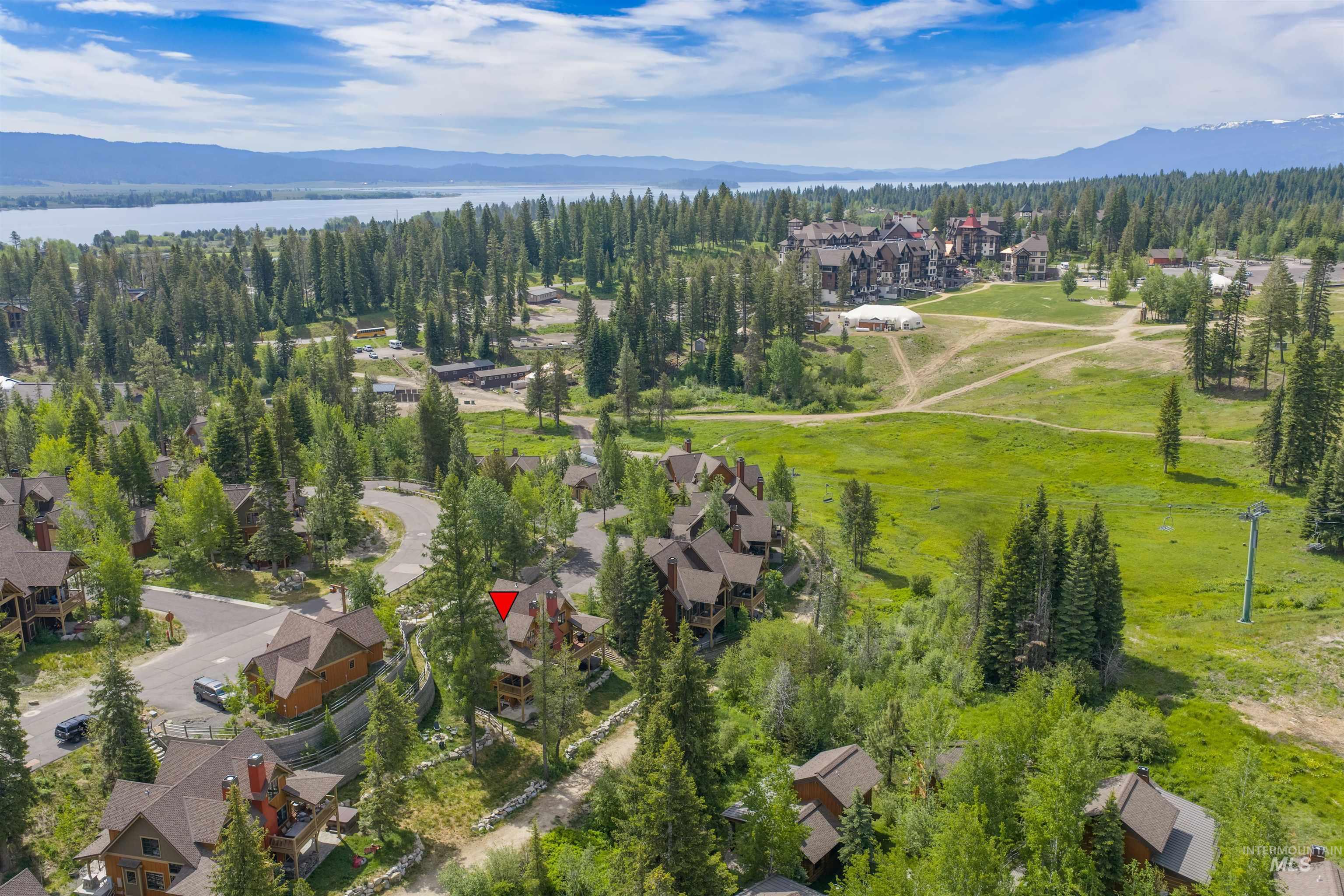 69 Golden Bar Ct., Donnelly, Idaho 83615, 2 Bedrooms, 3 Bathrooms, Residential For Sale, Price $1,350,000, 98981387