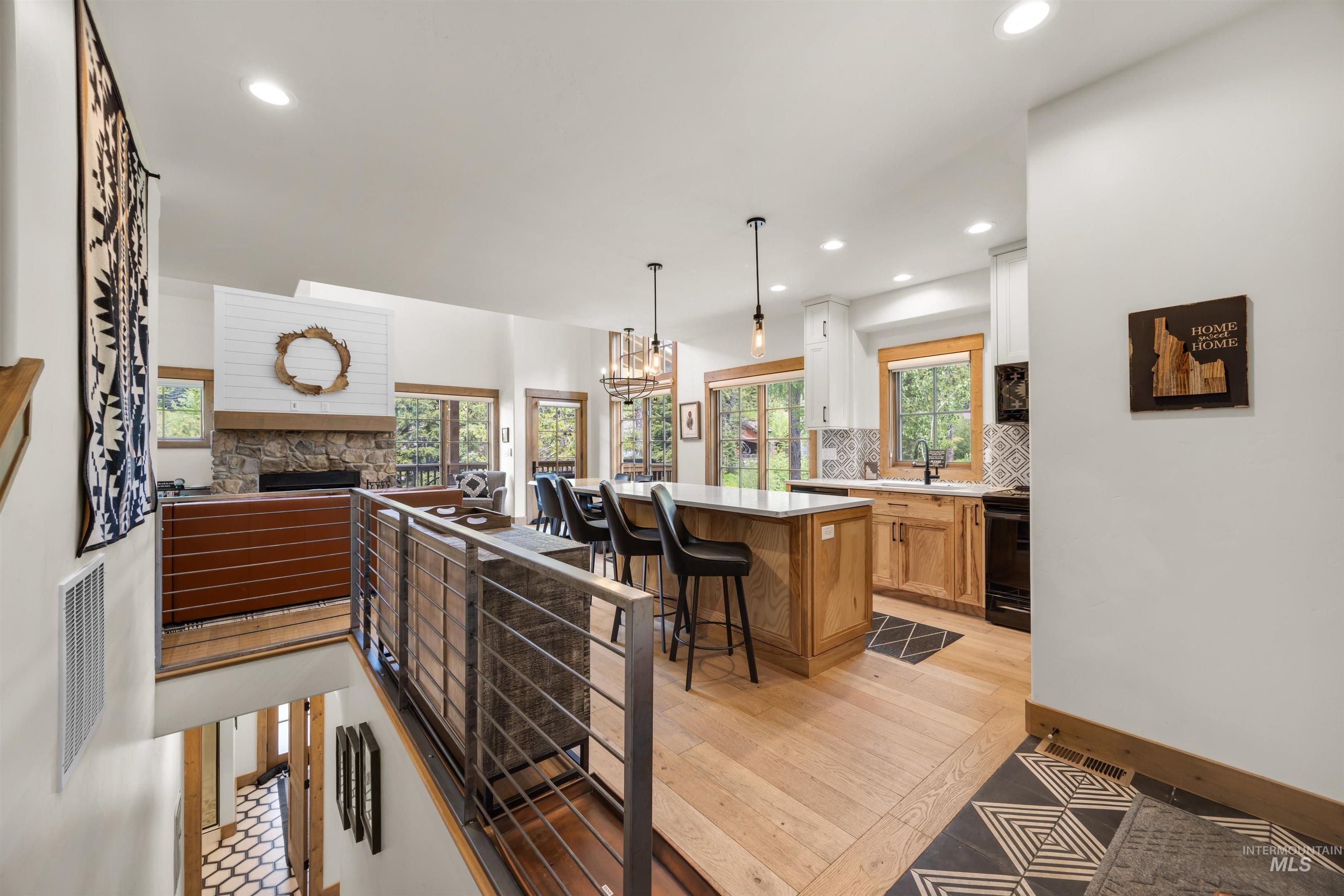 69 Golden Bar Ct., Donnelly, Idaho 83615, 2 Bedrooms, 3 Bathrooms, Residential For Sale, Price $1,350,000, 98981387