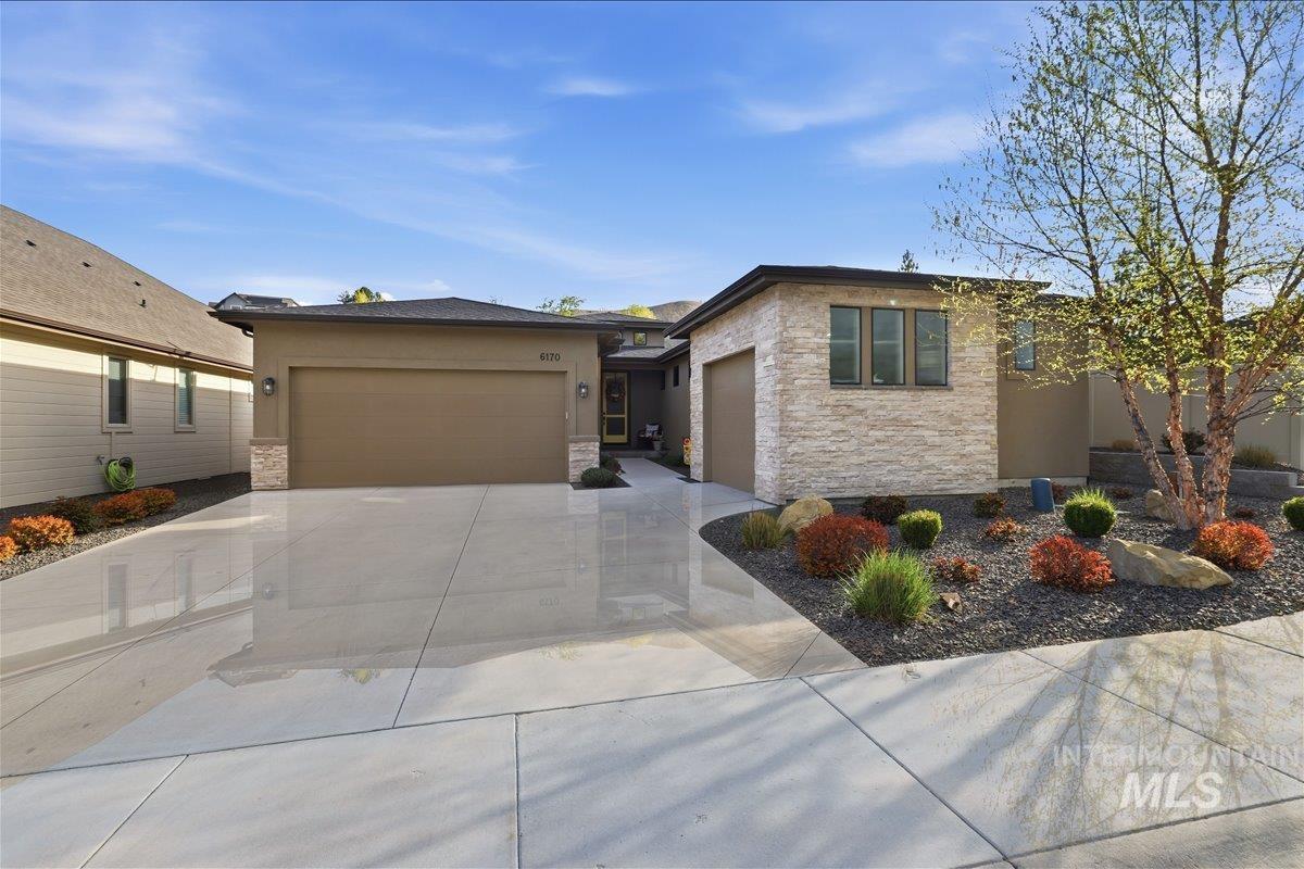 6170 W Ina Drive, Boise, Idaho 83703, 3 Bedrooms, 2.5 Bathrooms, Residential For Sale, Price $793,900, 98981391