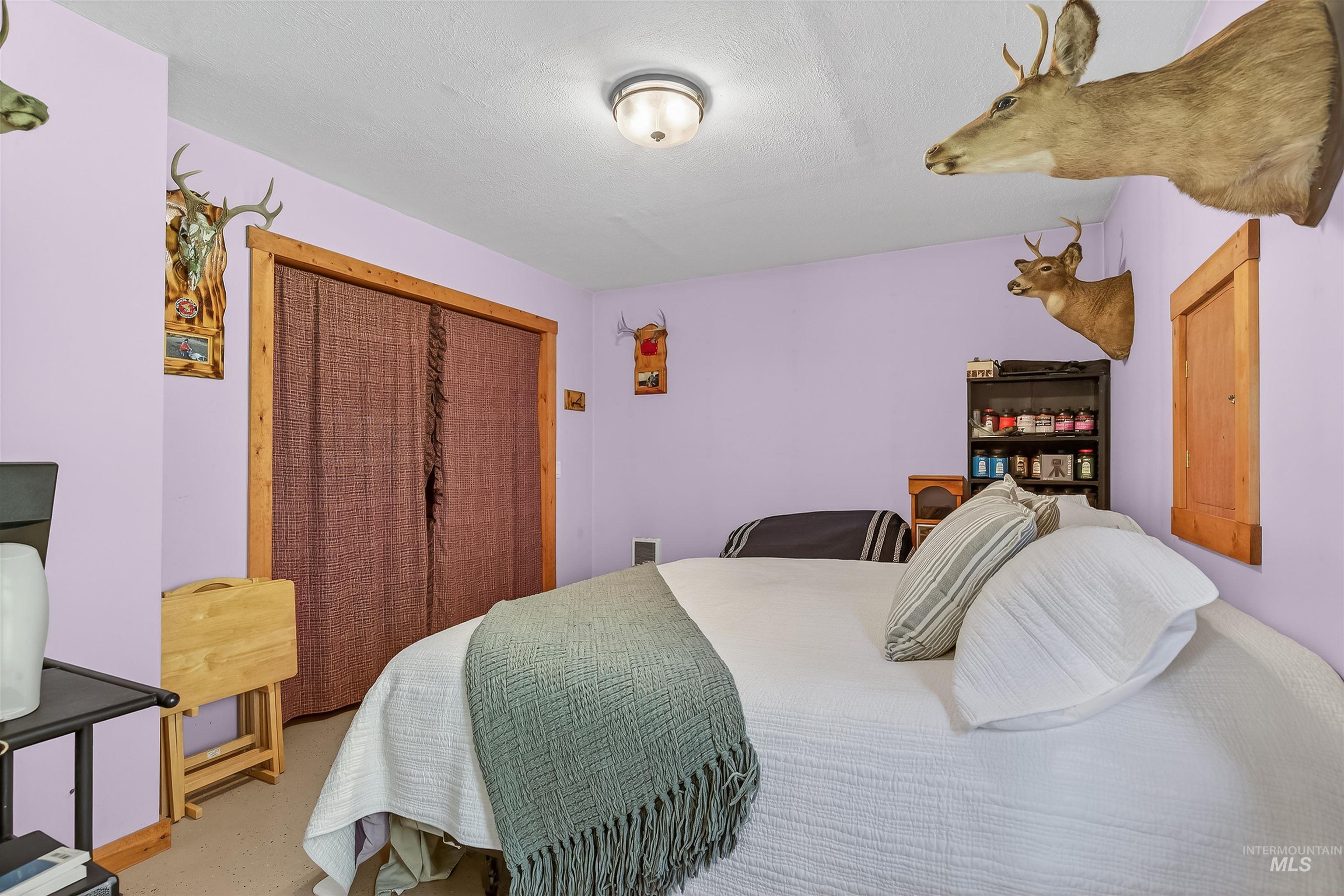115 Weedmark Way, Kamiah, Idaho 83536, 2 Bedrooms, 1 Bathroom, Residential For Sale, Price $579,000,MLS 98981420