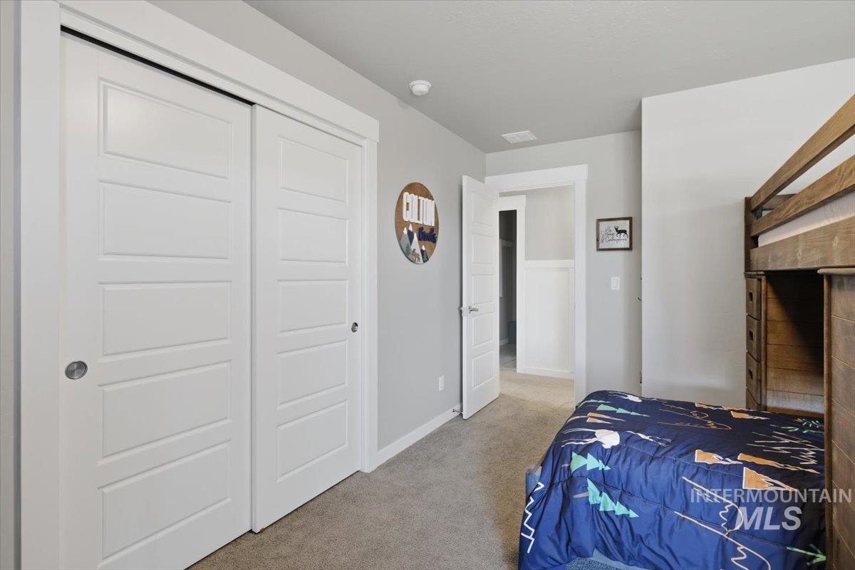 3407 E Gisborne St., Meridian, Idaho 83642, 5 Bedrooms, 2.5 Bathrooms, Residential For Sale, Price $699,500,MLS 98981423