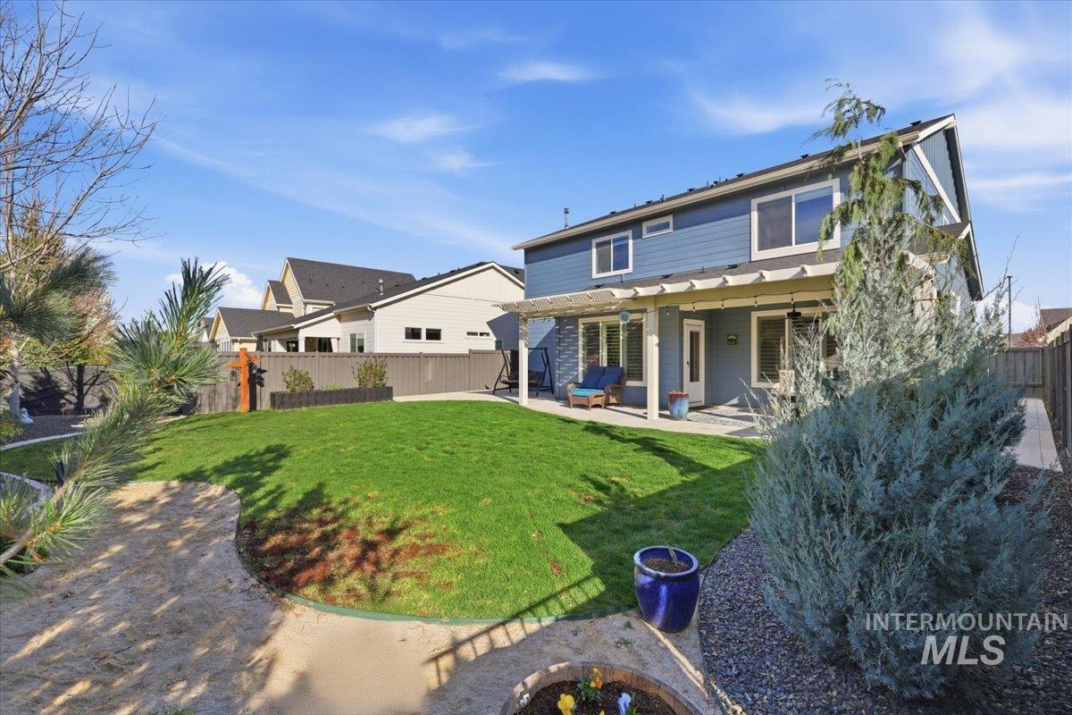 3407 E Gisborne St., Meridian, Idaho 83642, 5 Bedrooms, 2.5 Bathrooms, Residential For Sale, Price $699,500,MLS 98981423
