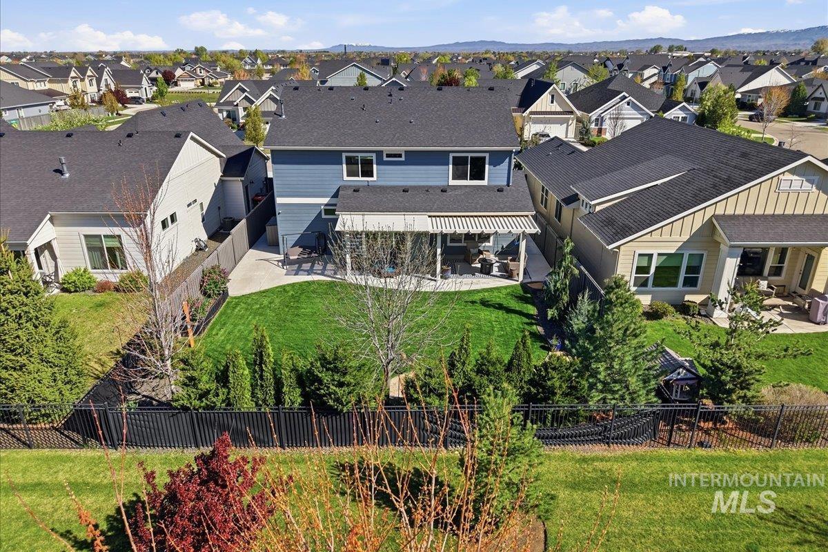 3407 E Gisborne St., Meridian, Idaho 83642, 5 Bedrooms, 2.5 Bathrooms, Residential For Sale, Price $699,500,MLS 98981423