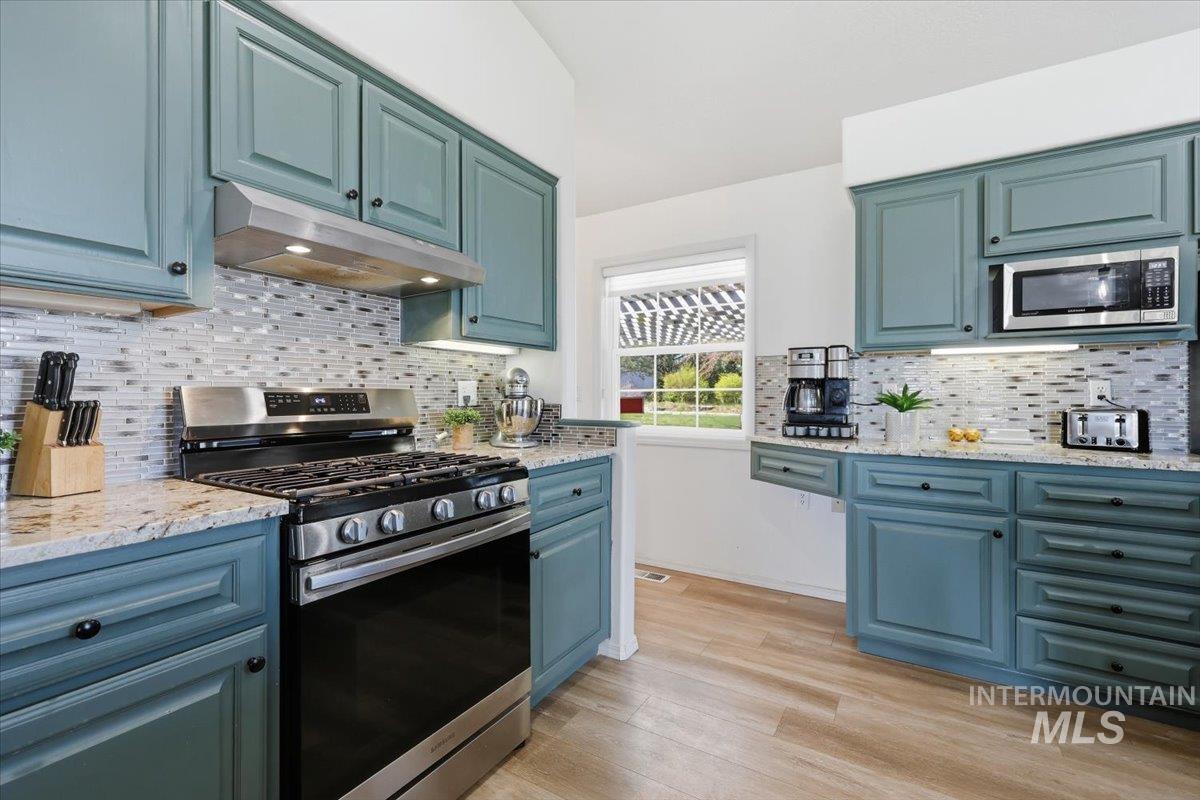 5605 Sunset Rd, Fruitland, Idaho 83619, 3 Bedrooms, 2.5 Bathrooms, Residential For Sale, Price $800,000,MLS 98981443