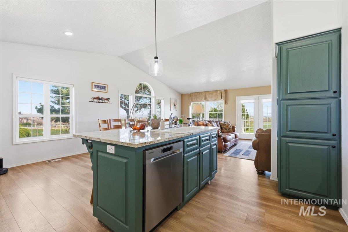 5605 Sunset Rd, Fruitland, Idaho 83619, 3 Bedrooms, 2.5 Bathrooms, Residential For Sale, Price $800,000,MLS 98981443