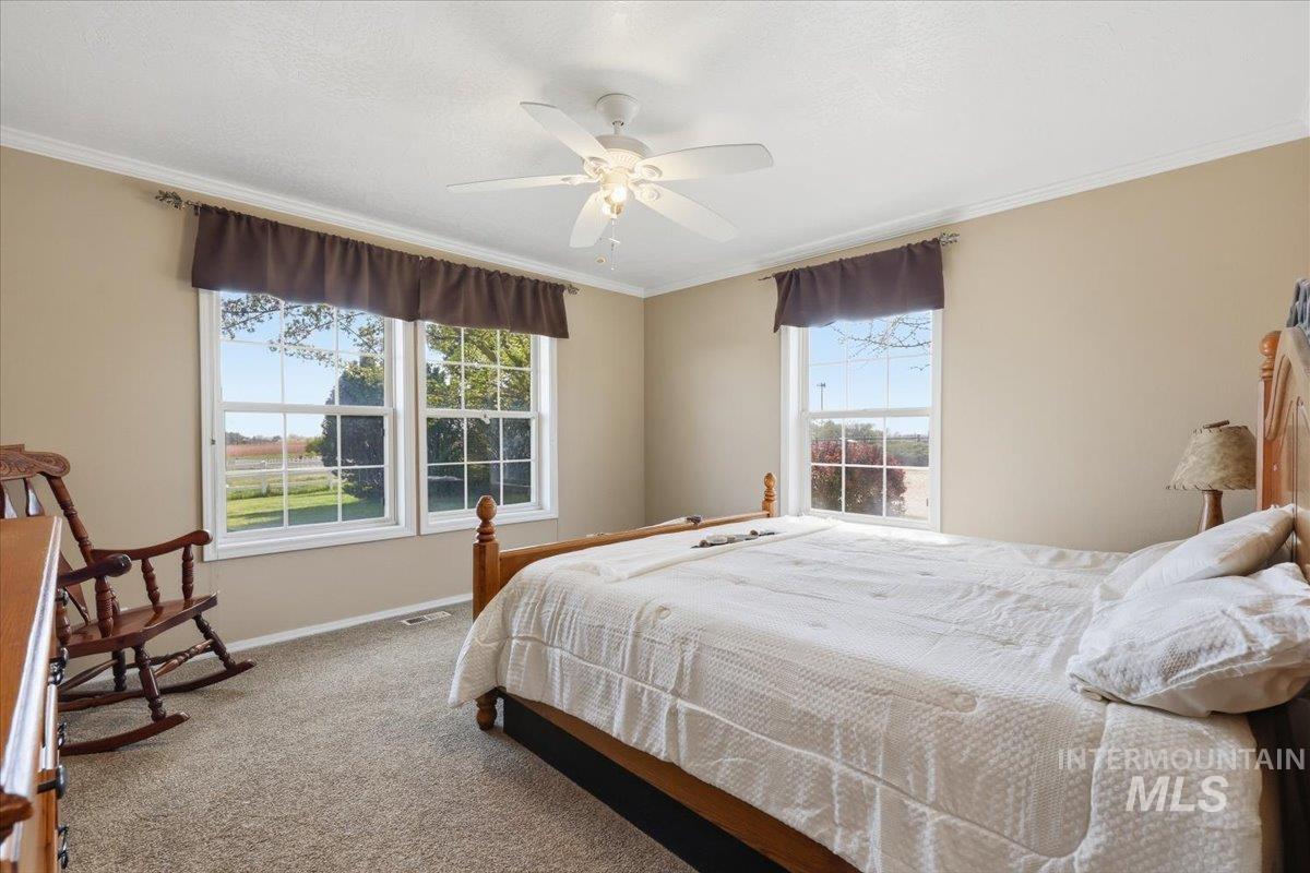 5605 Sunset Rd, Fruitland, Idaho 83619, 3 Bedrooms, 2.5 Bathrooms, Residential For Sale, Price $800,000,MLS 98981443