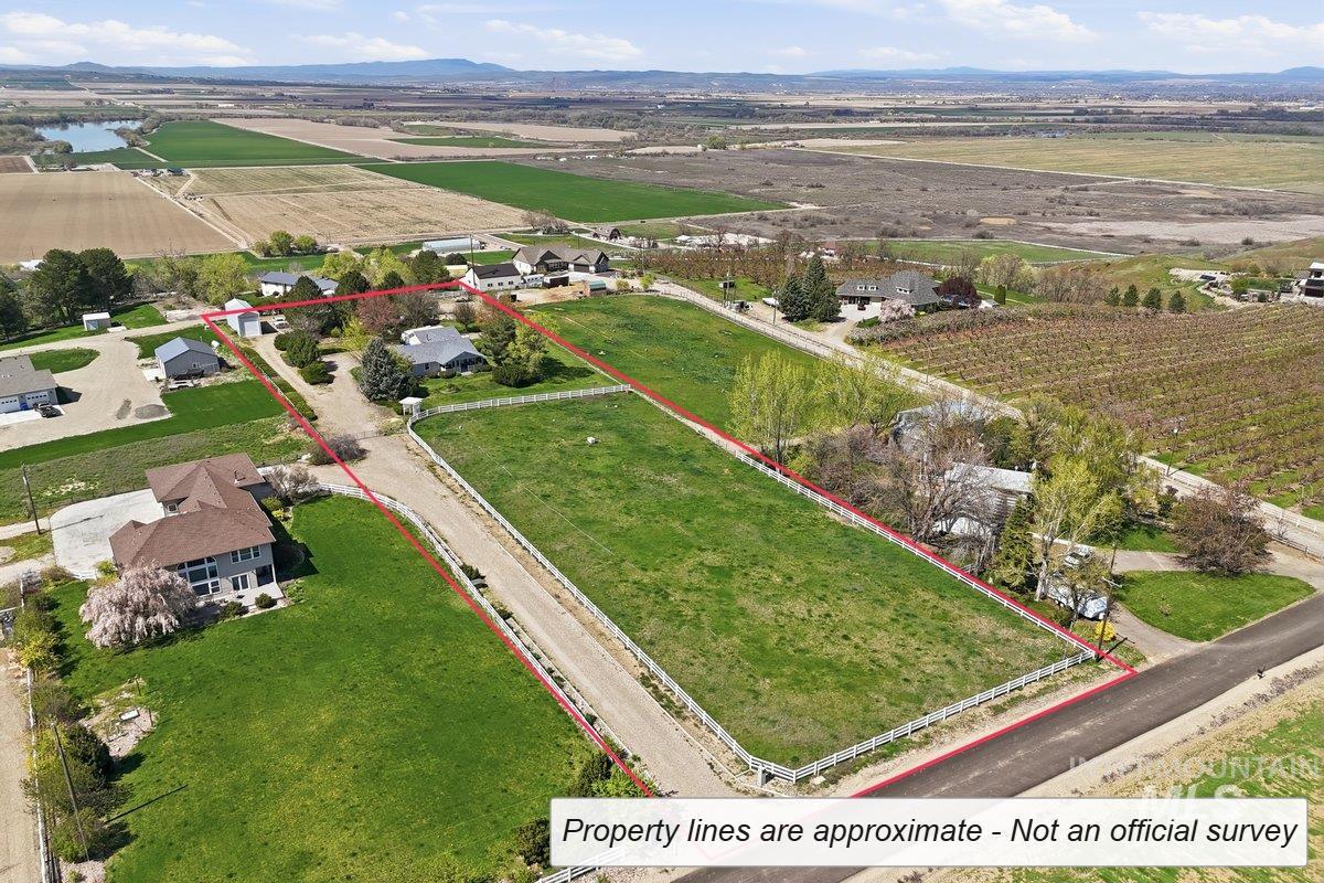 5605 Sunset Rd, Fruitland, Idaho 83619, 3 Bedrooms, 2.5 Bathrooms, Residential For Sale, Price $780,000, 98981443
