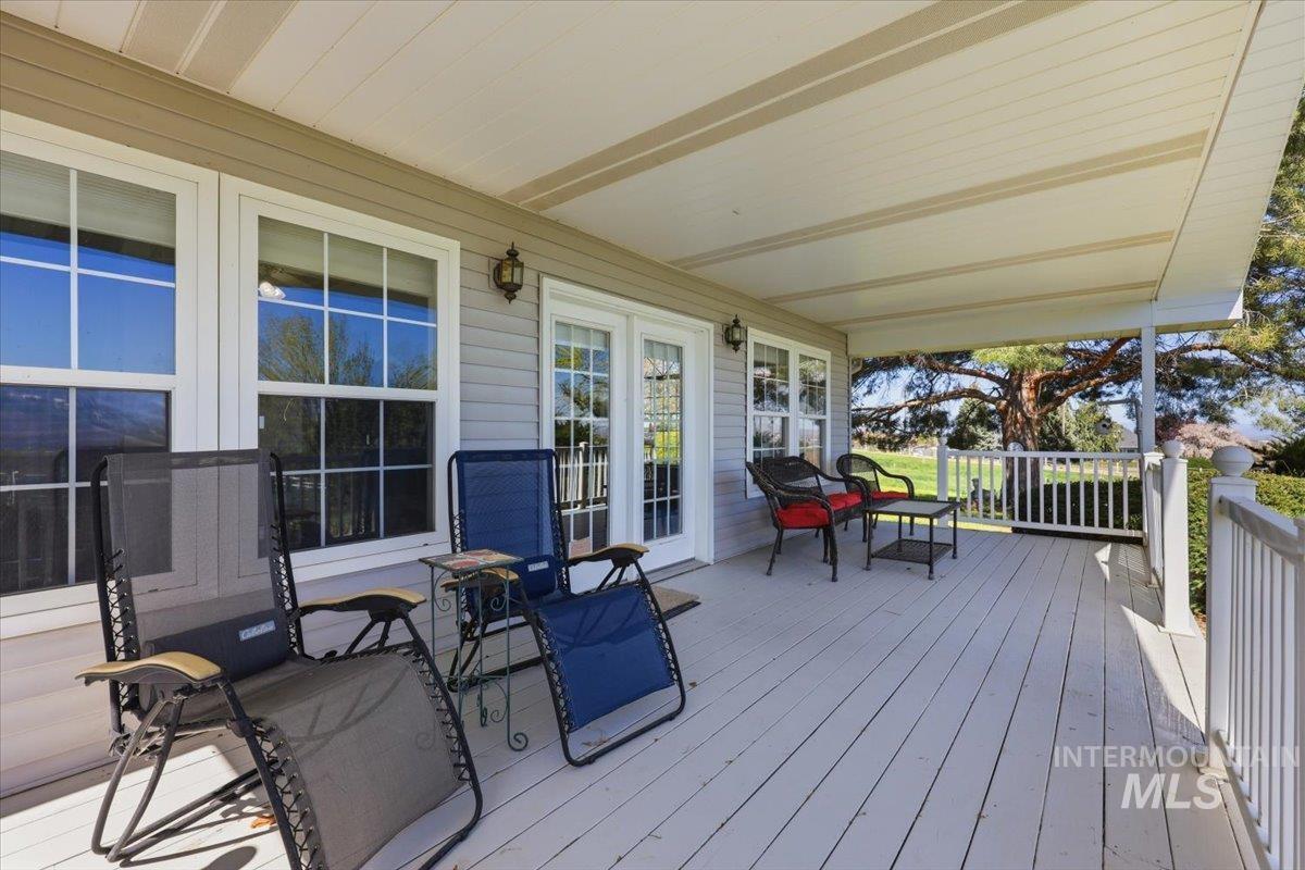 5605 Sunset Rd, Fruitland, Idaho 83619, 3 Bedrooms, 2.5 Bathrooms, Residential For Sale, Price $800,000,MLS 98981443