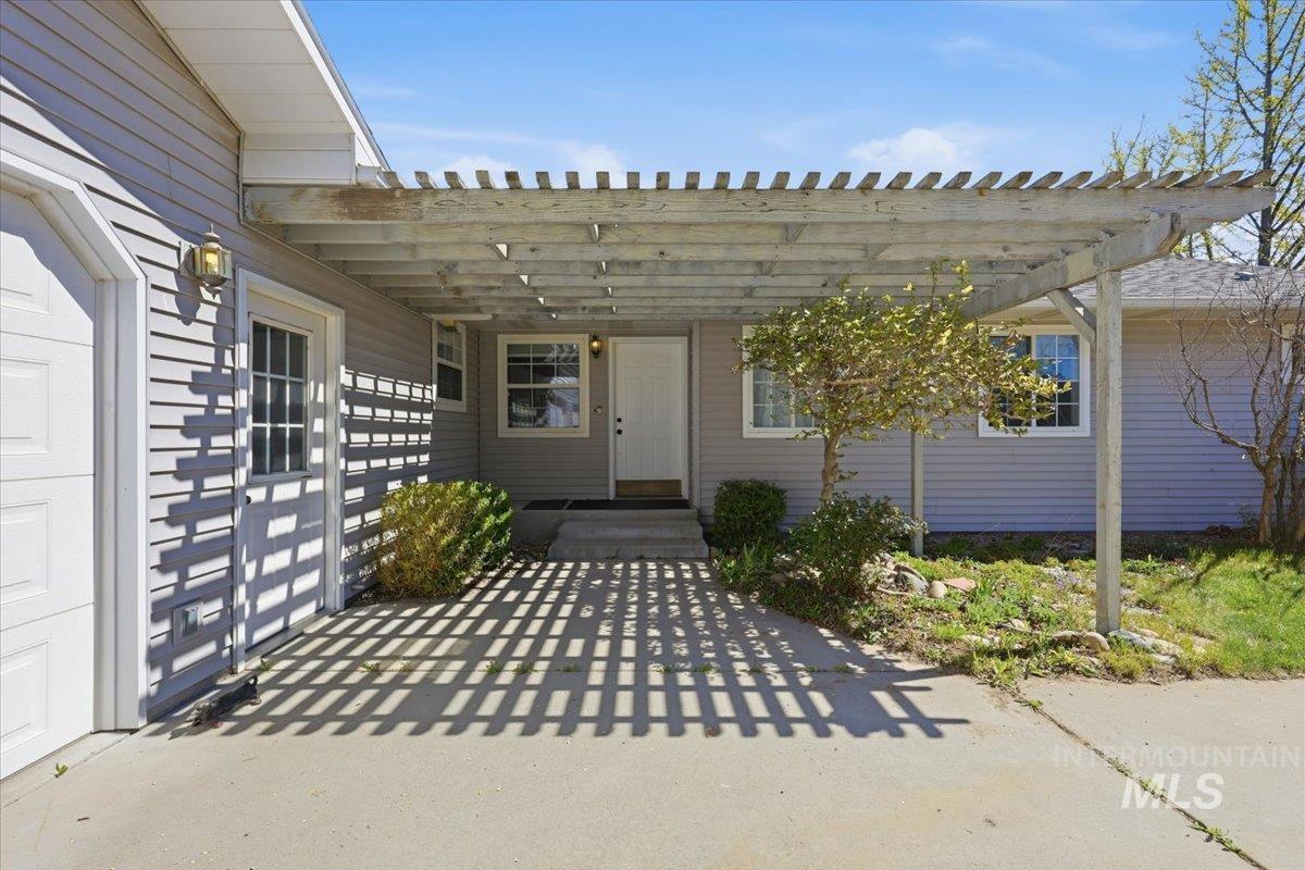 5605 Sunset Rd, Fruitland, Idaho 83619, 3 Bedrooms, 2.5 Bathrooms, Residential For Sale, Price $800,000,MLS 98981443