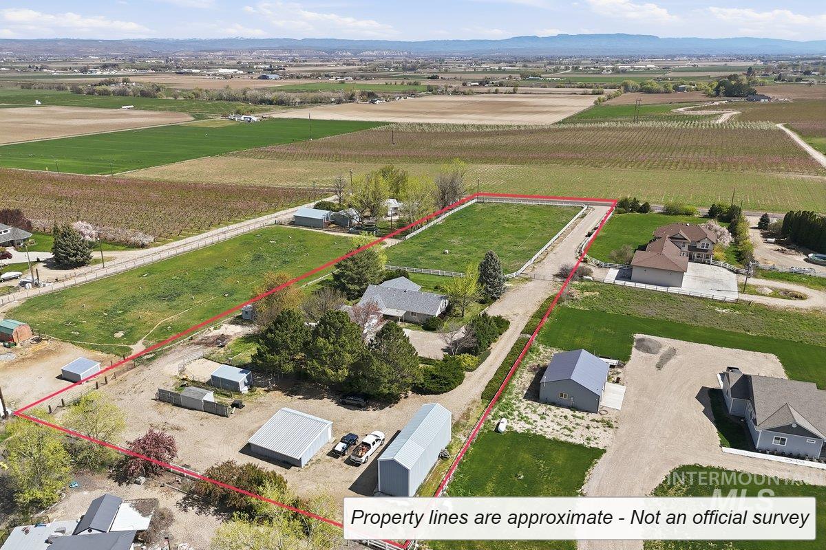 5605 Sunset Rd, Fruitland, Idaho 83619, 3 Bedrooms, 2.5 Bathrooms, Residential For Sale, Price $800,000,MLS 98981443